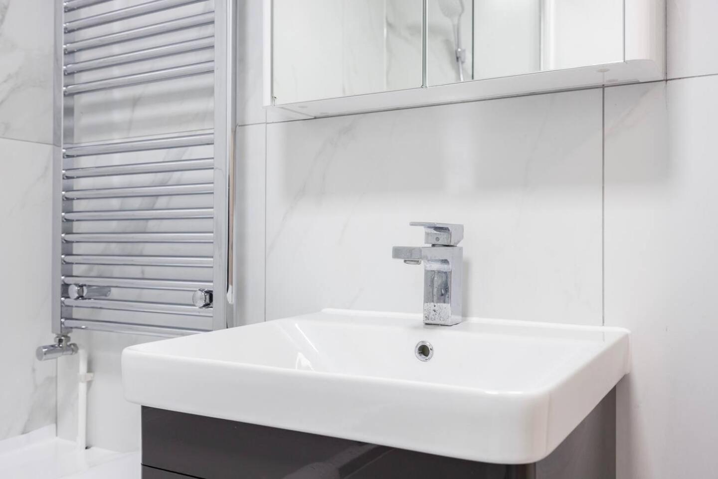 Сasa de vacaciones Spacious 2br Gem - Close To Clapham Junction Londres