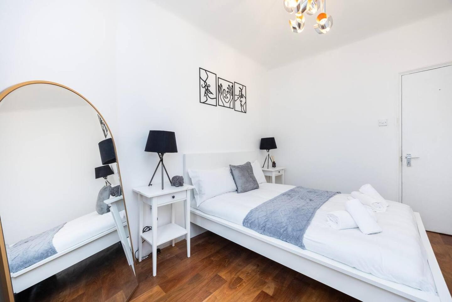 Spacious 2 Bedroom Old Street - Sleeps 6 Casa de Férias *