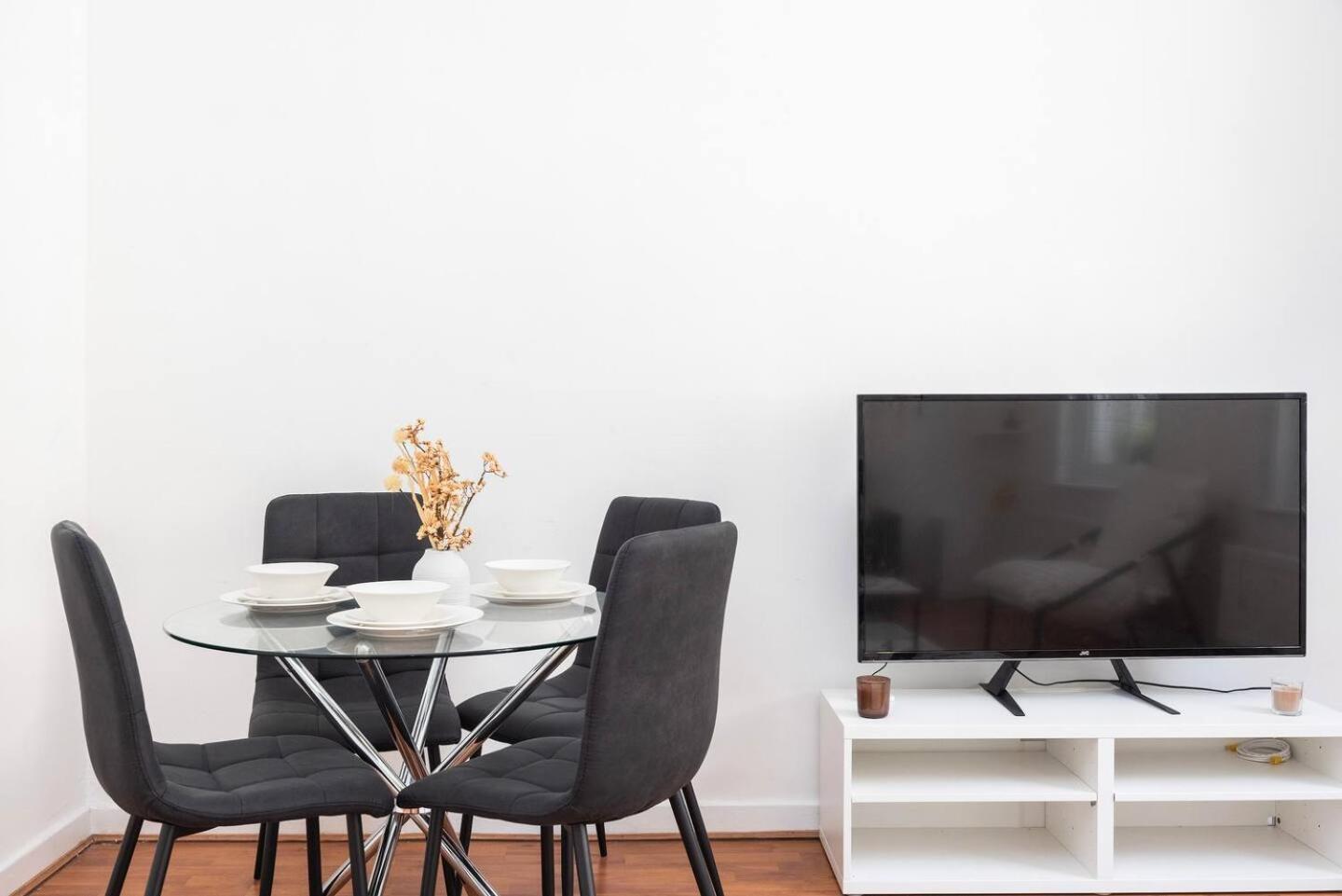 Charming 1 Bedroom By Bridge Hébergement de vacances Londres