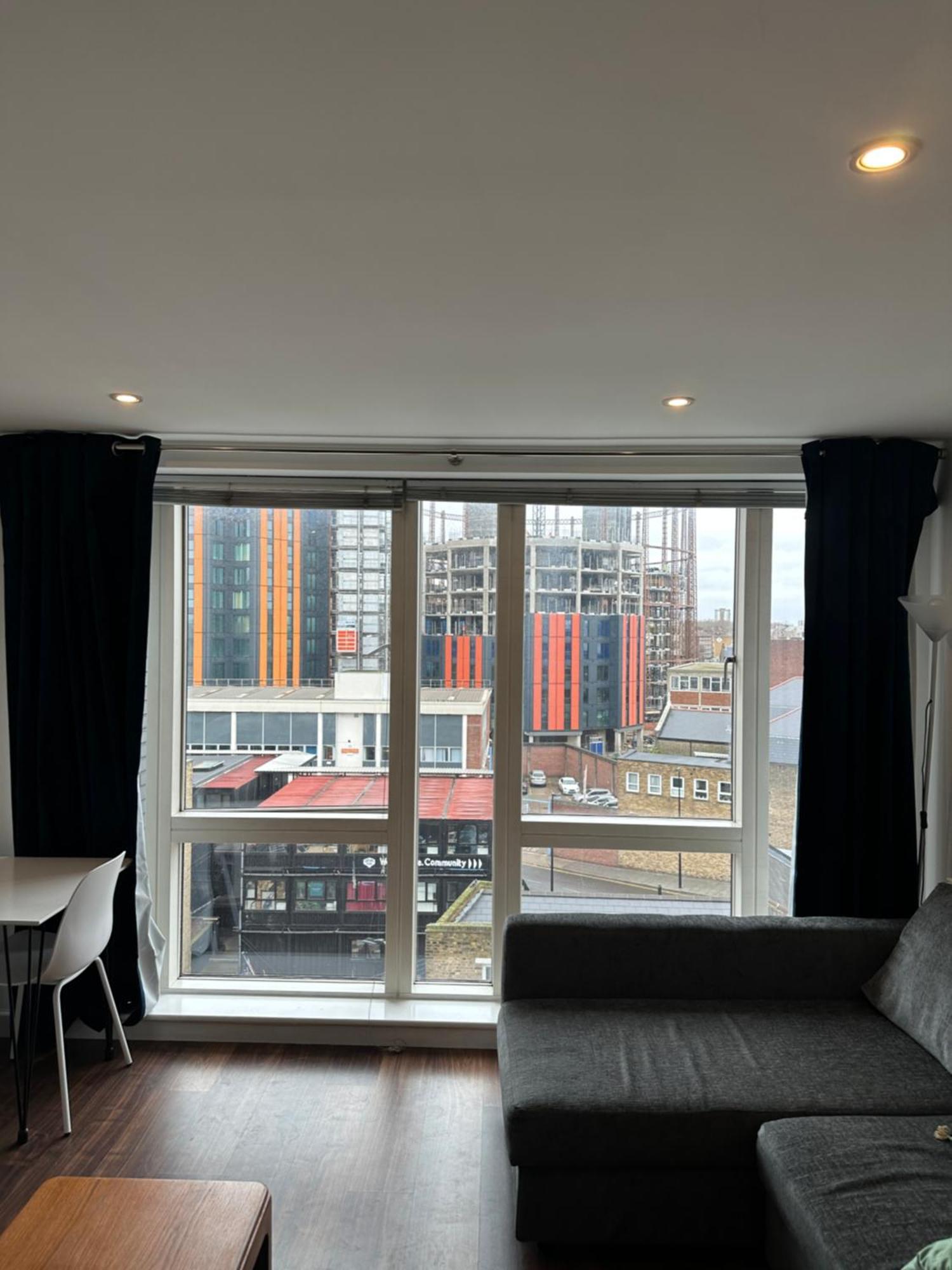 Apartamento Lift & Free Parking, Modern 1 Bed Flat In Shoreditch Next To Train Station