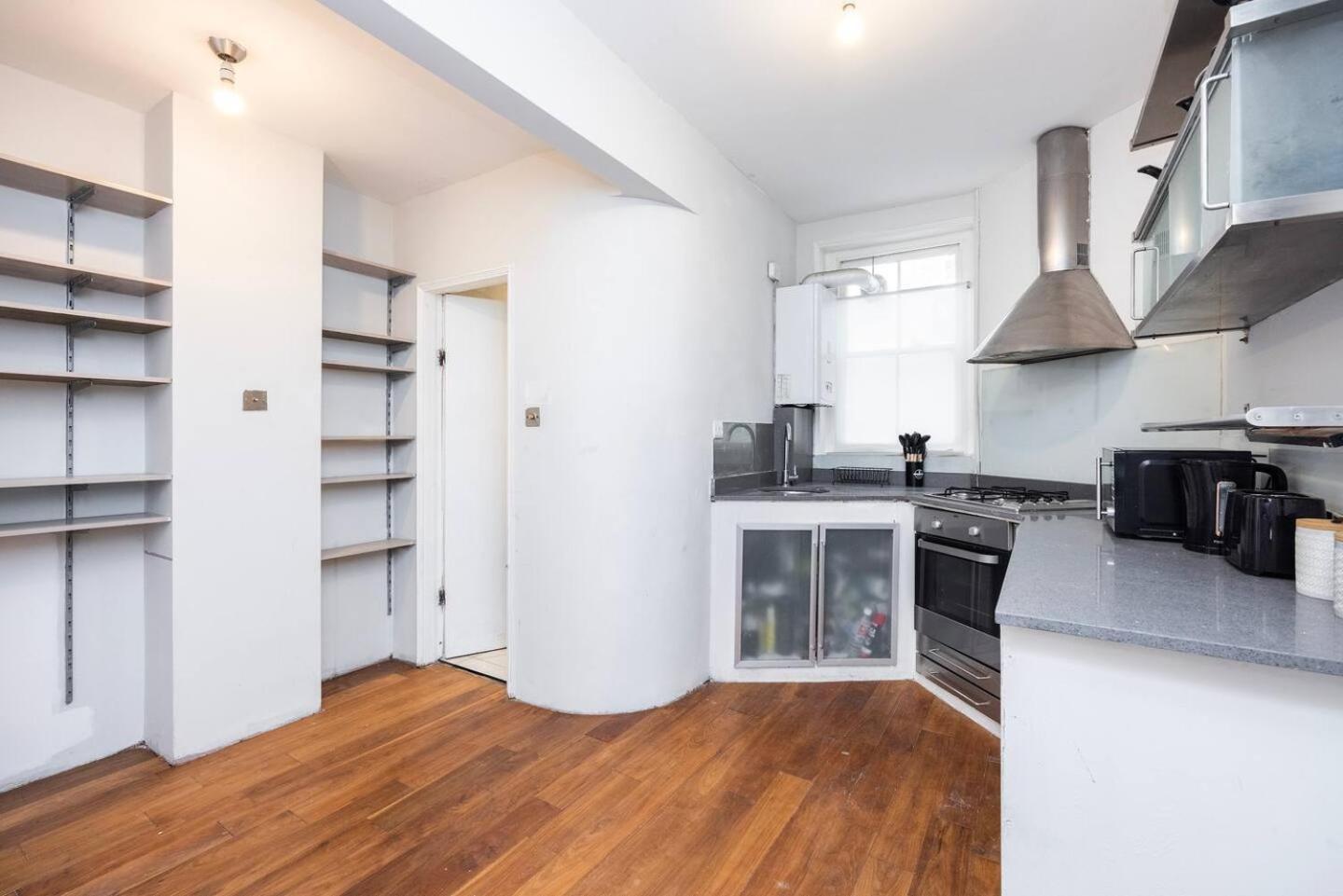 Spacious 2 Bedroom Old Street - Sleeps 6 Casa de Férias Londres
