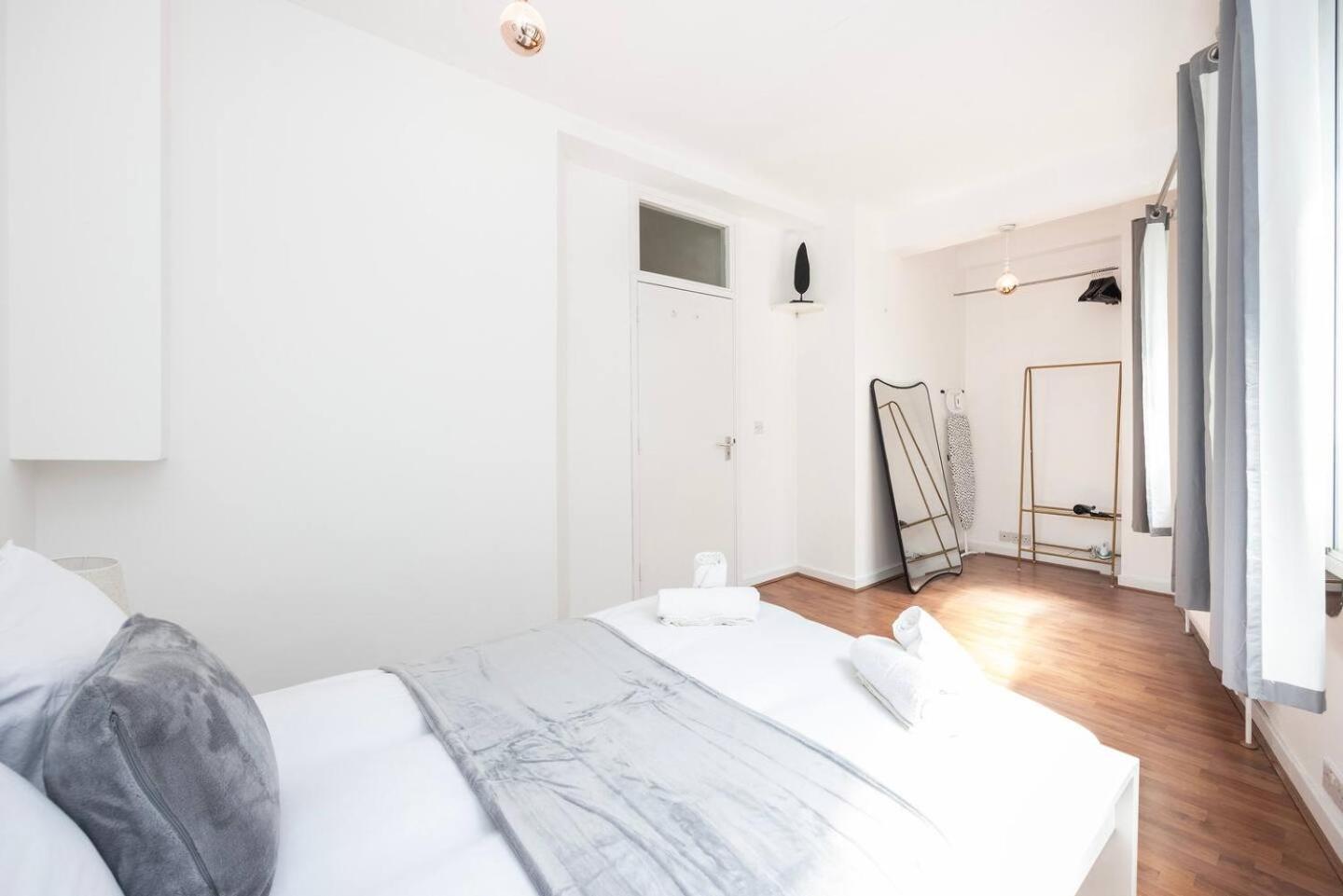 Charming 1 Bedroom By Bridge Hébergement de vacances Londres