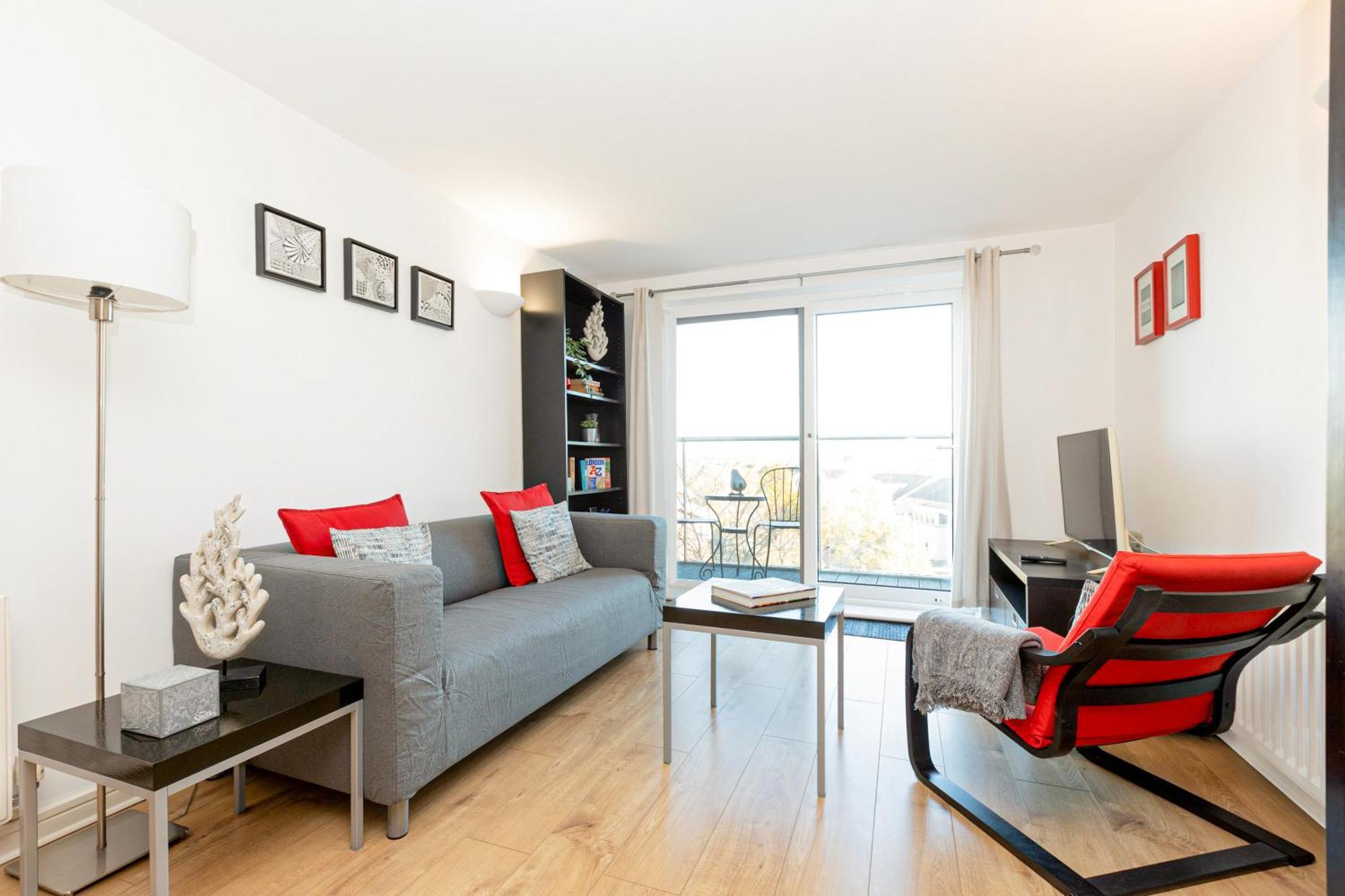 New Listing 2br With Parking, 10min Woolwich St * Londres