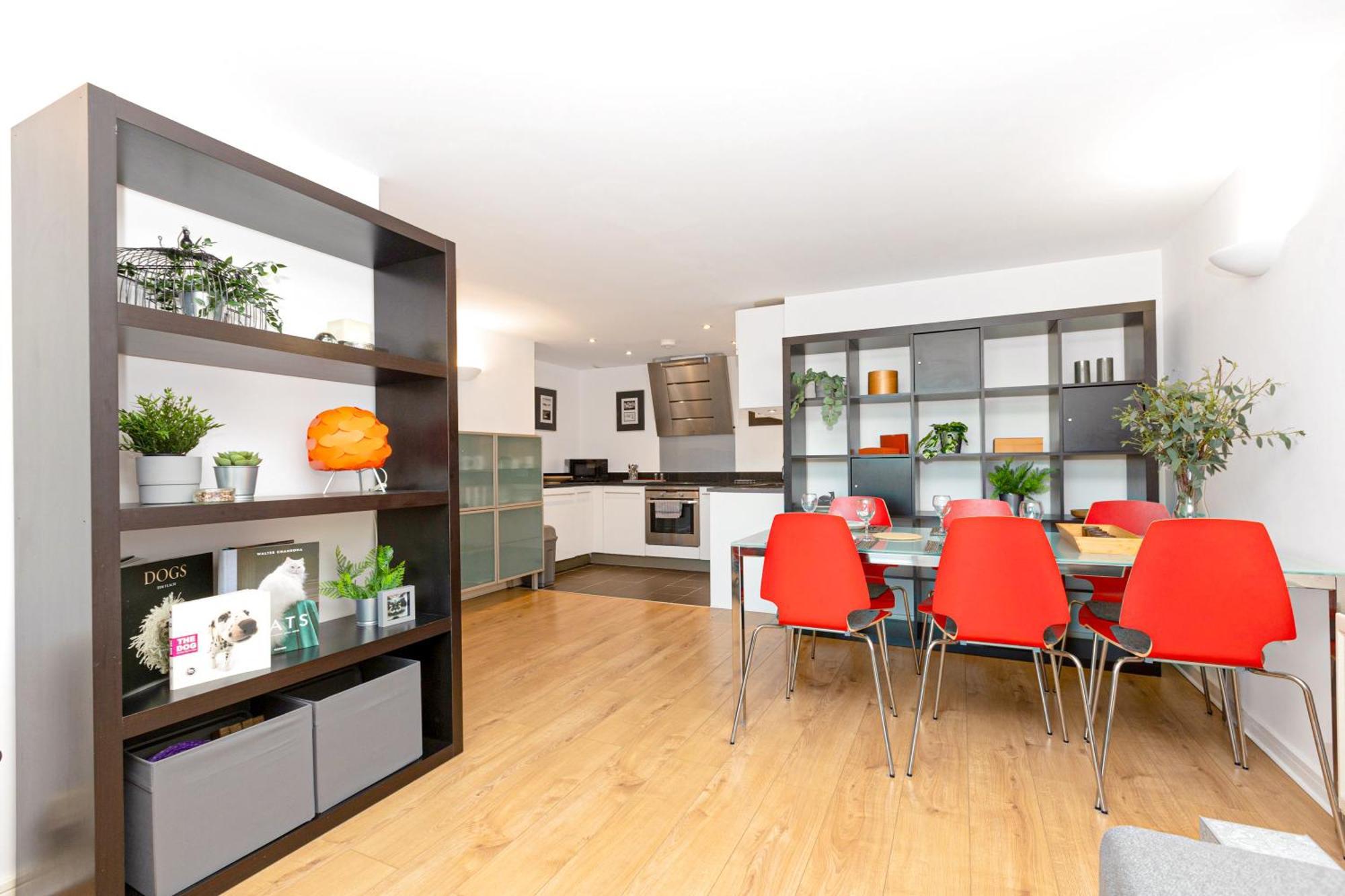 Appartement New Listing 2br With Parking, 10min Woolwich St Londres
