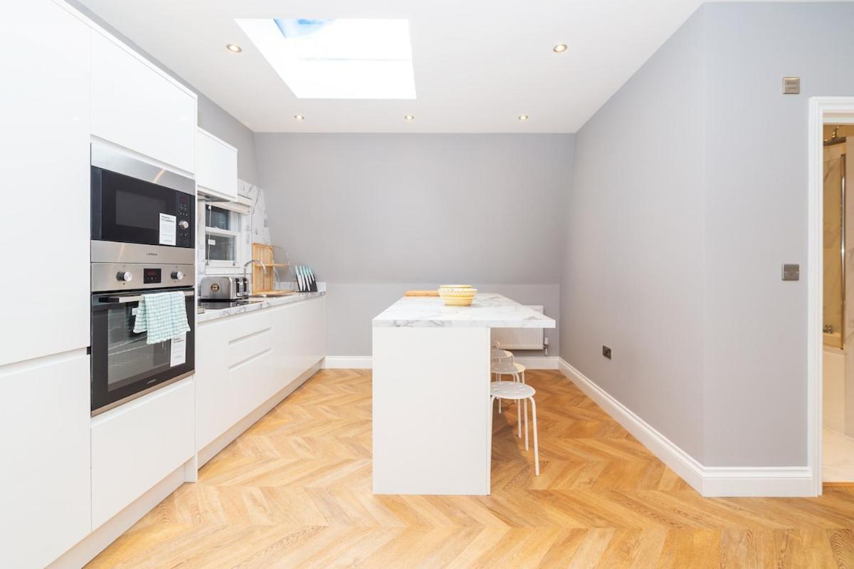 Modern Two-bedroom In Paddington Londres