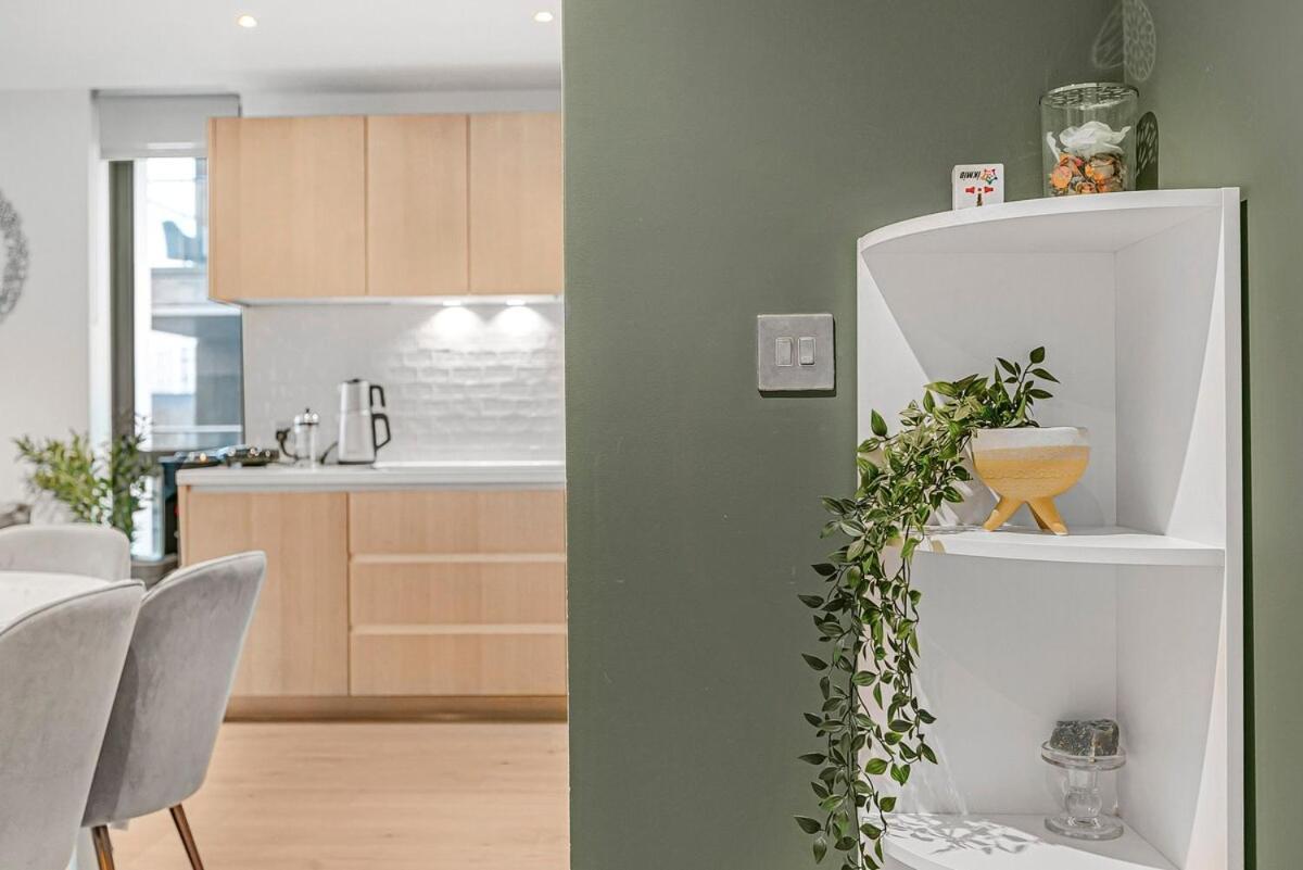 Luxurious Modern In Appartement *