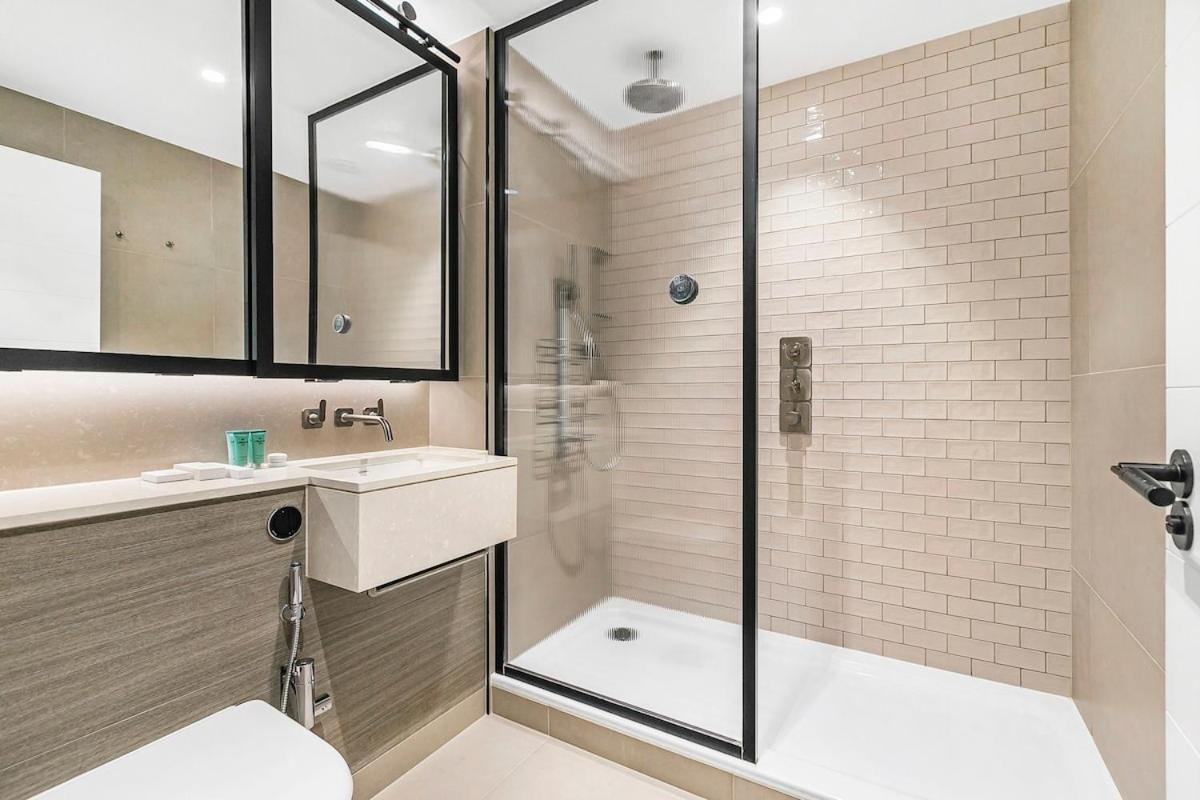 Luxurious Modern In Appartement *
