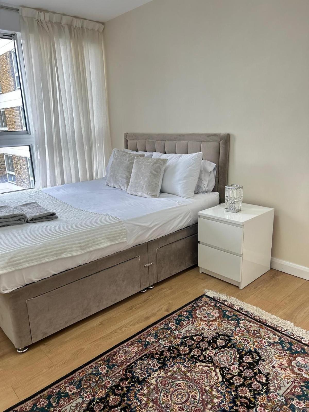 Appartement Barnes Flat, 2bed 2bath, Parking, Breakfast