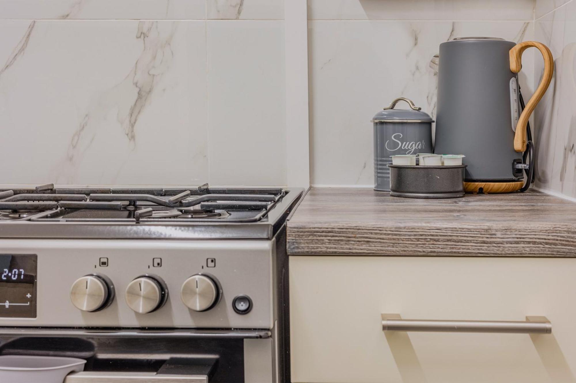 Lovely 2br Battersea, 7min Clapham Junction St Appartement