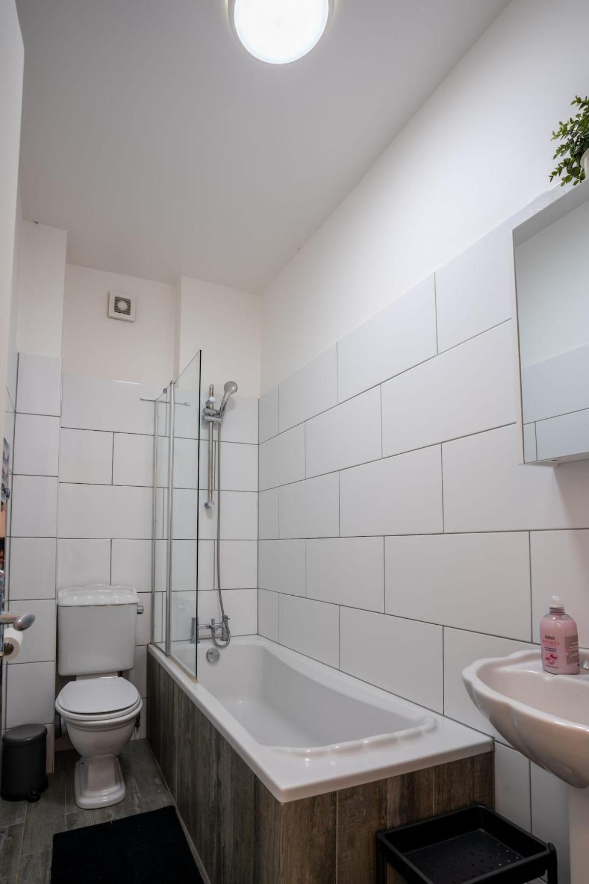 Comfy 1 Bed Flat In Sleeps 3 Londres