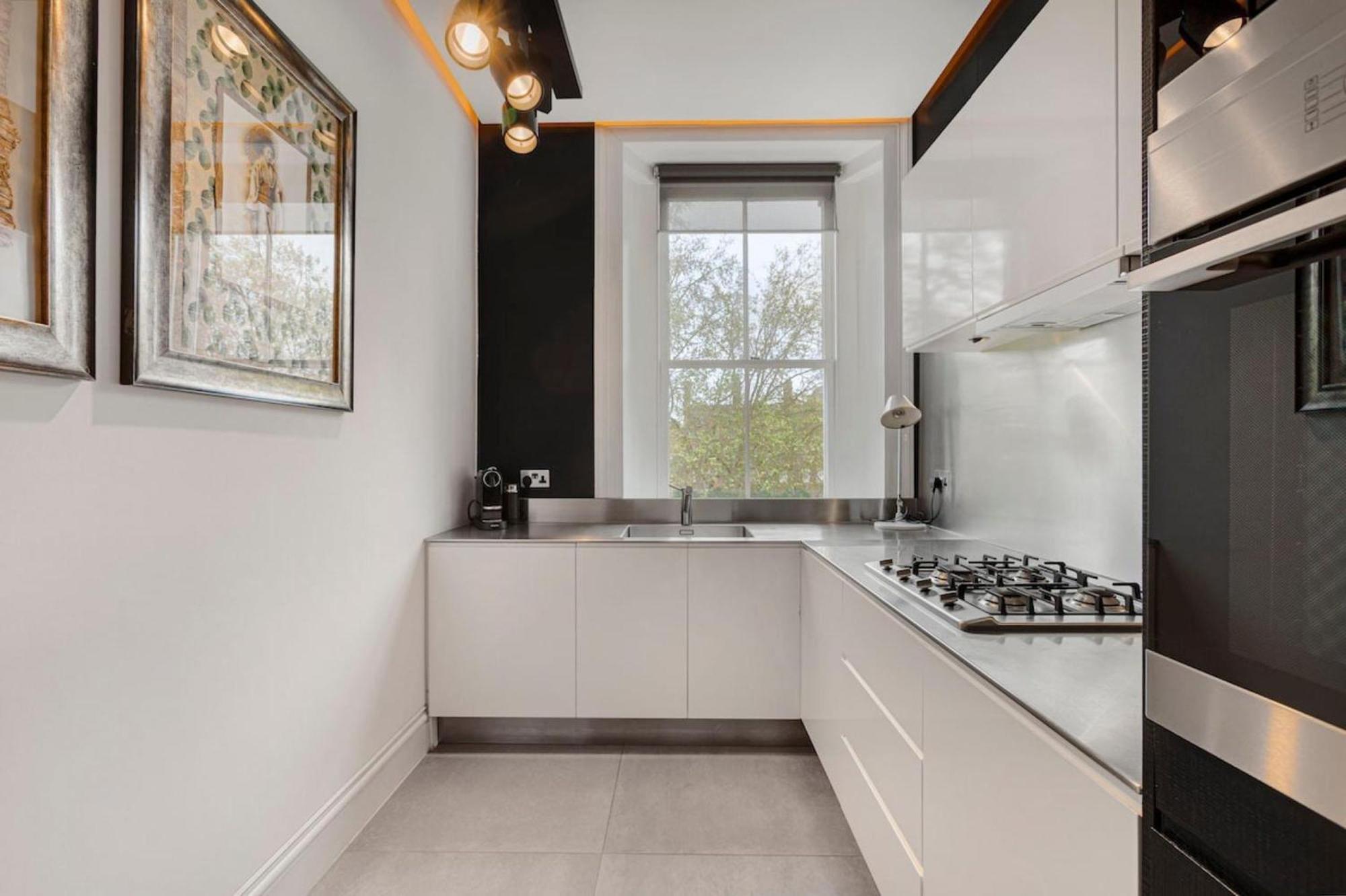 Spacious 2 Bedroom In Cadogan Square Appartement Londres