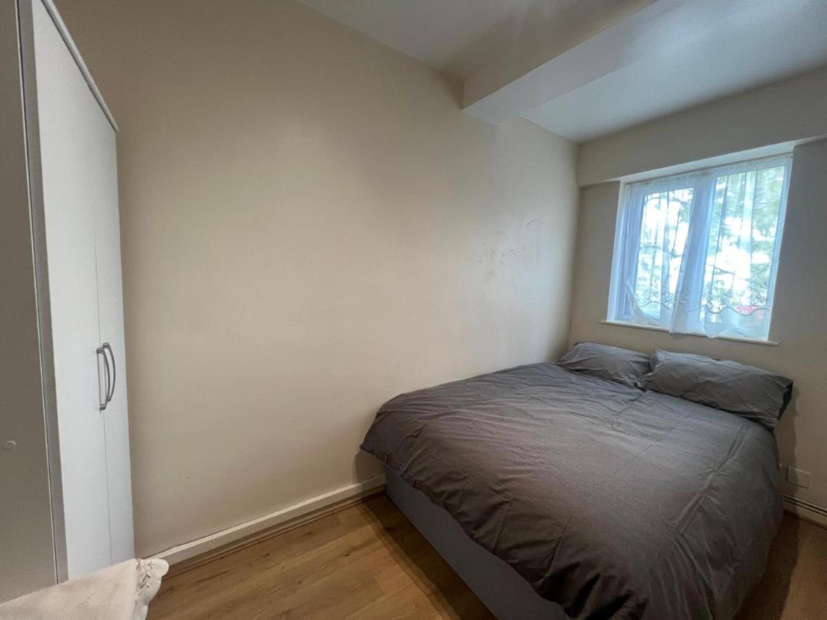 3 Double Bedroom, Duplex Apartment, Edgware Rd W2, Zone 1 Londres