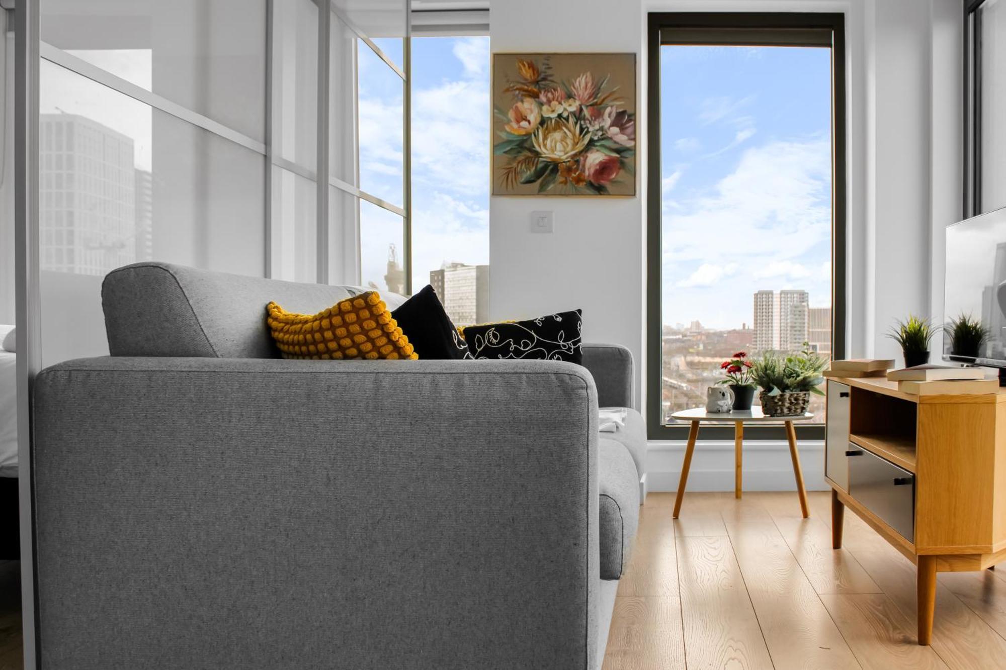 Appartement Station 1 Minute, Gym , Smart Tv , 1 Min To Westfield Centre