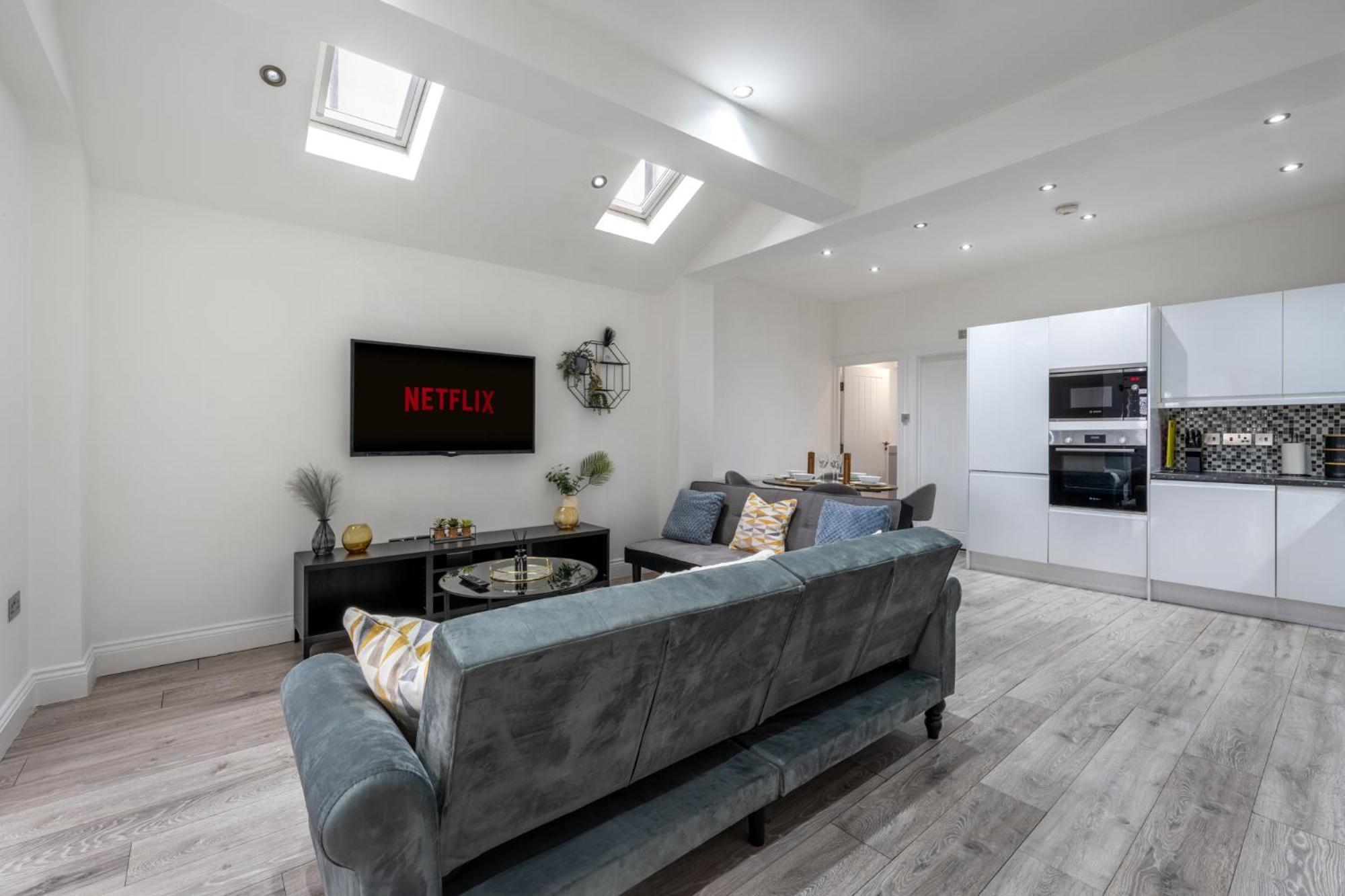 Spacious & Comfortable 3-bedroom Retreat In Nw10 Londres