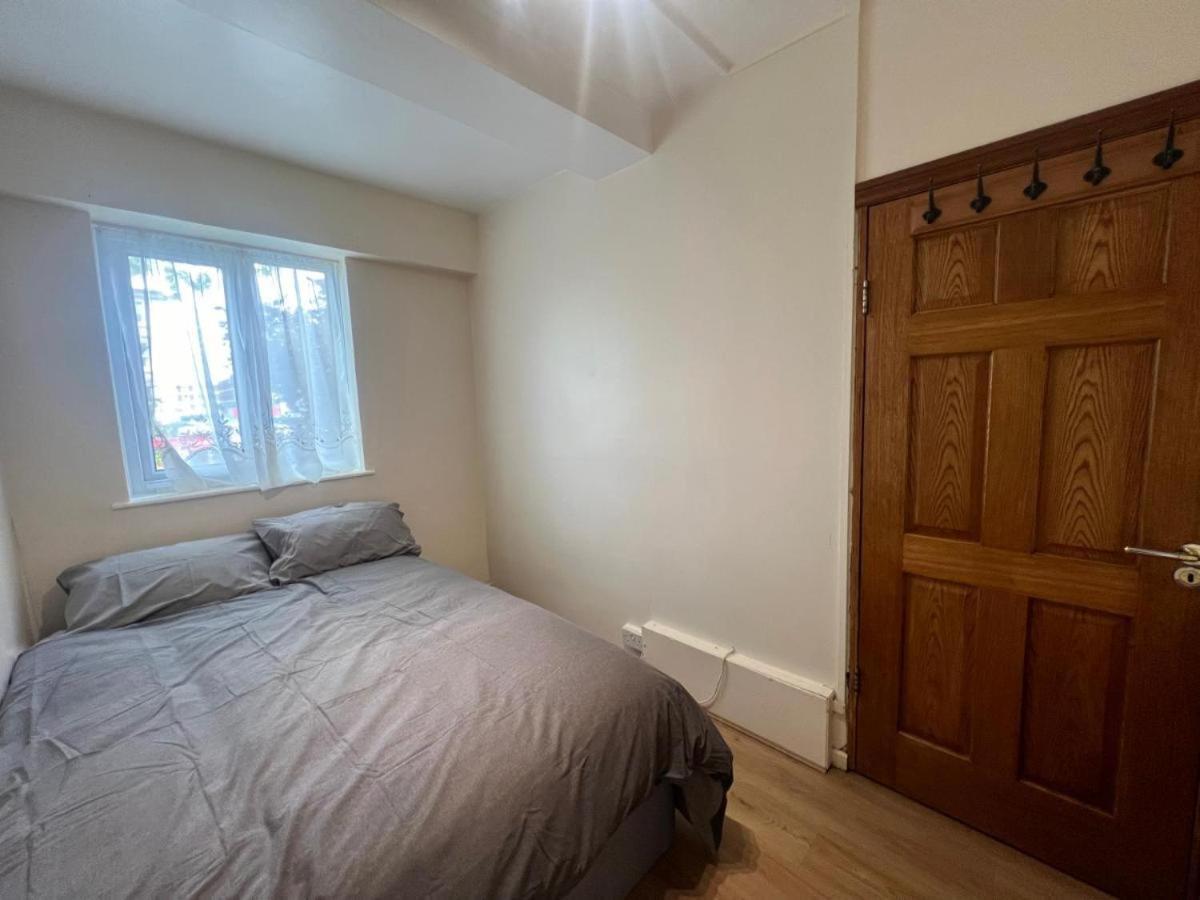 3 Double Bedroom, Duplex Apartment, Edgware Rd W2, Zone 1