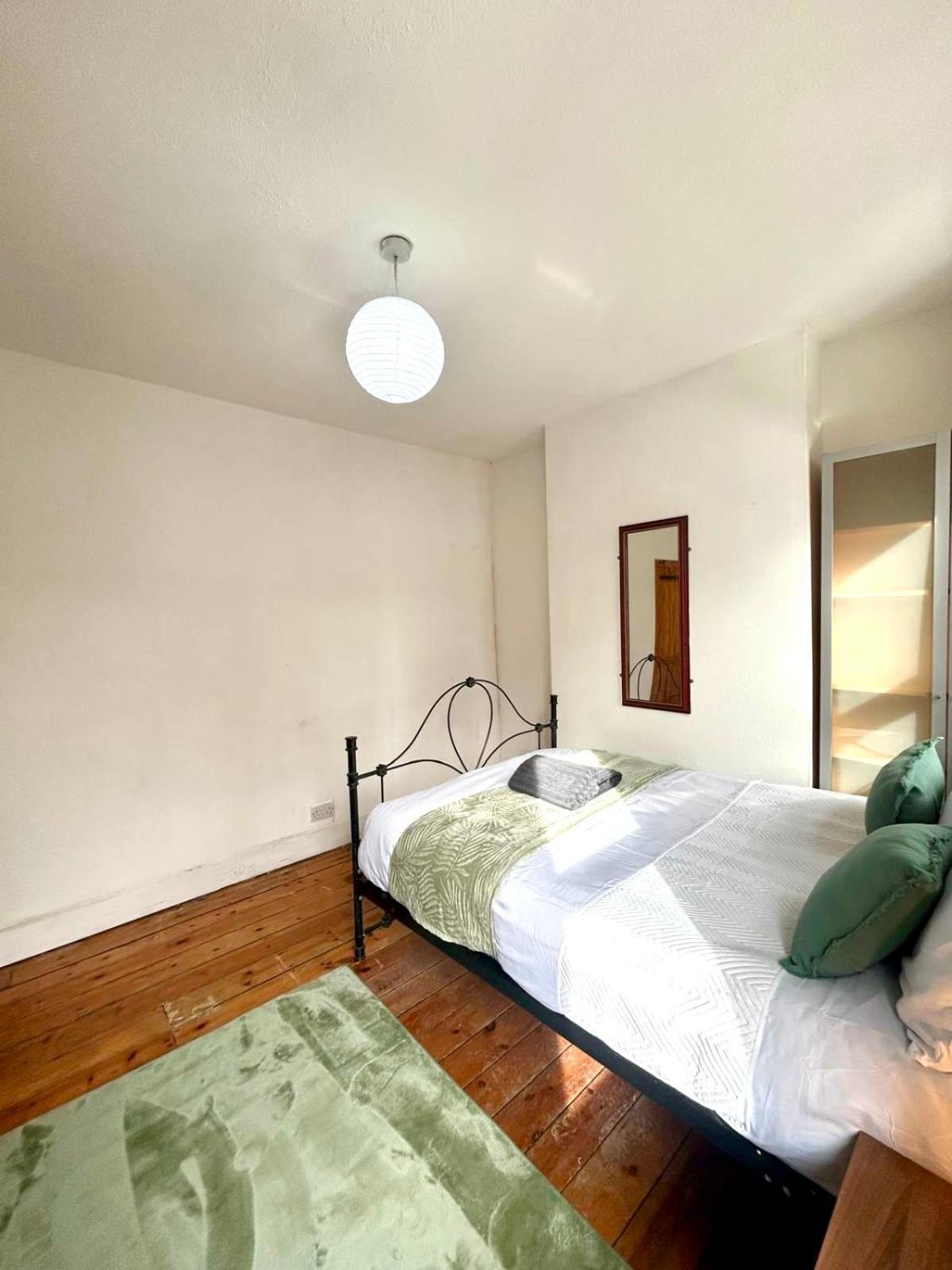 Appartement Stunning 2bedroom House With Backyard In Stratford *