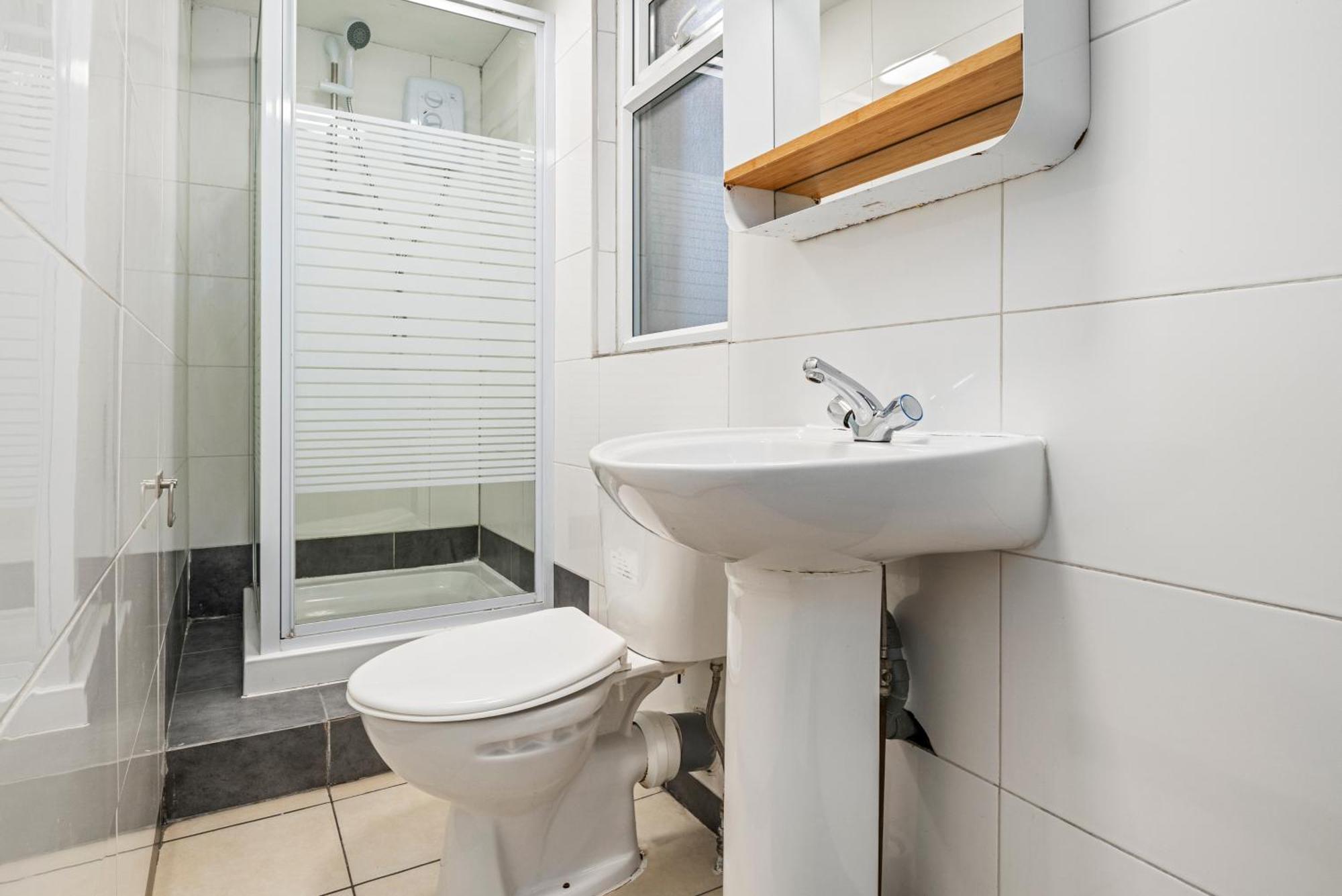 5-bedroom In Sleeps 14 Hébergement de vacances Londres