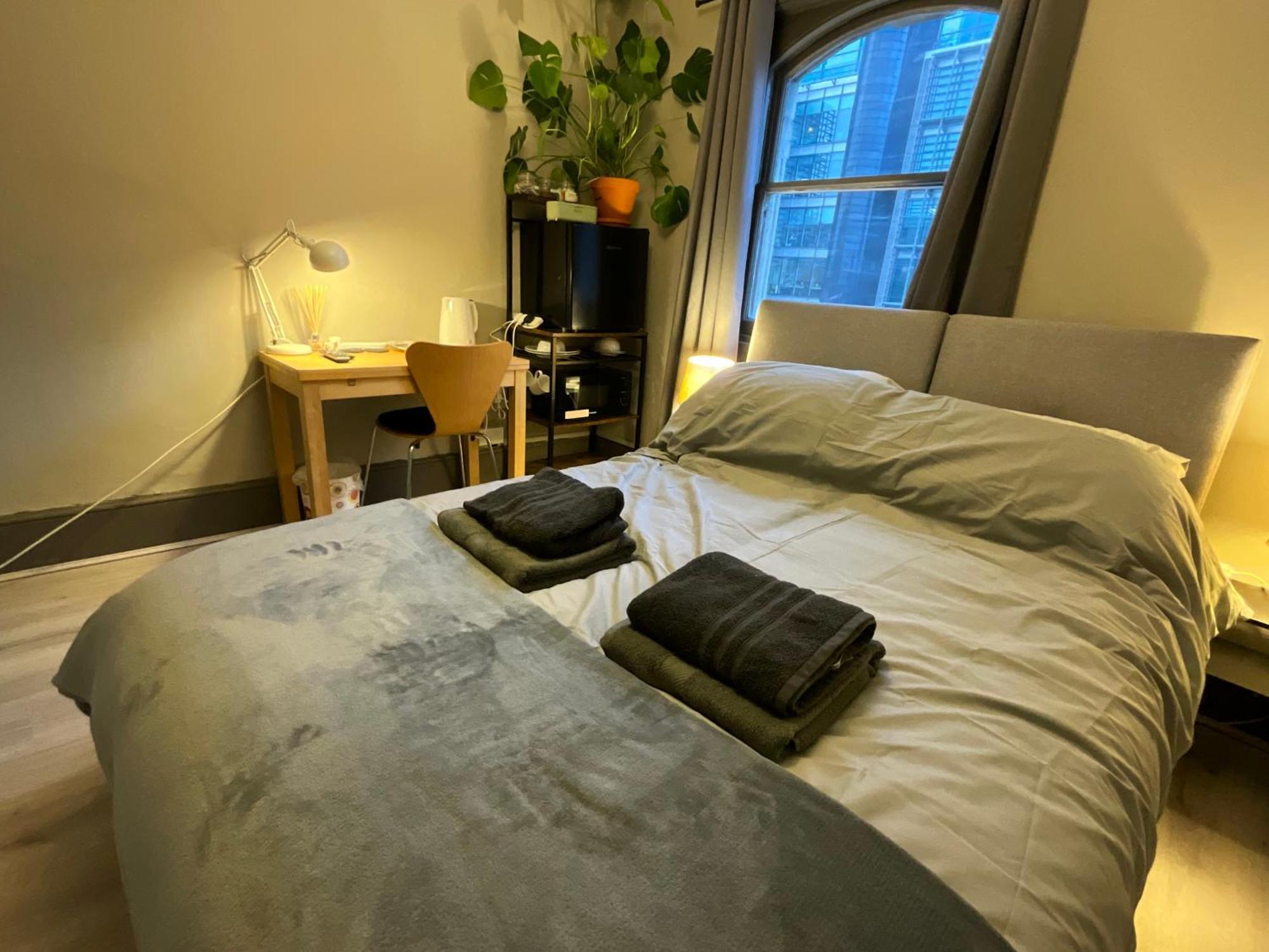 3 Flat Share Fitzrovia, Appartement
