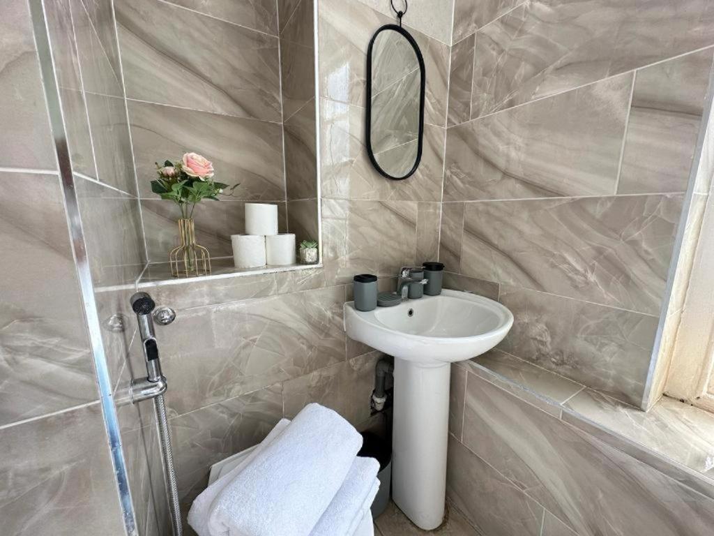 Park Lane Beautiful Family Appartement