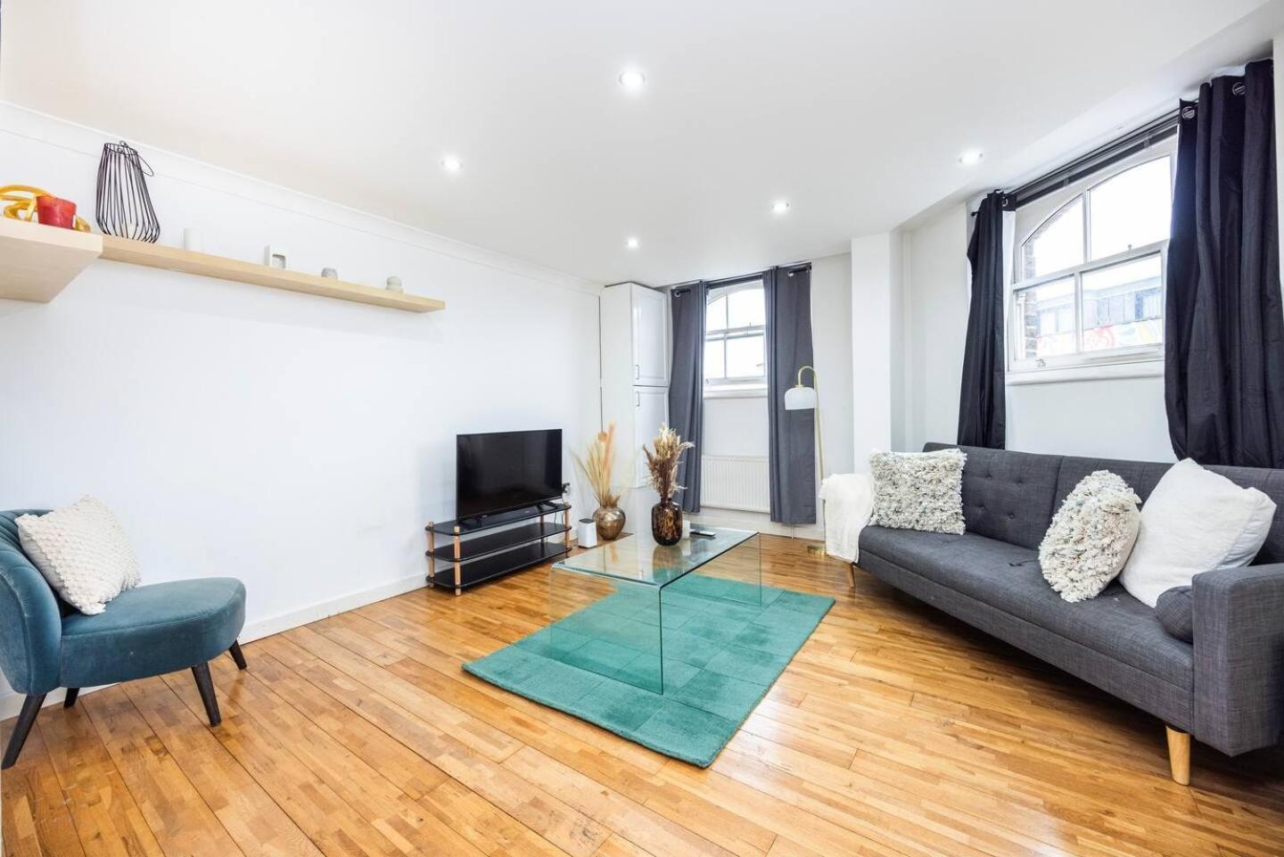 Hébergement de vacances Chic Steps From Liverpool Street