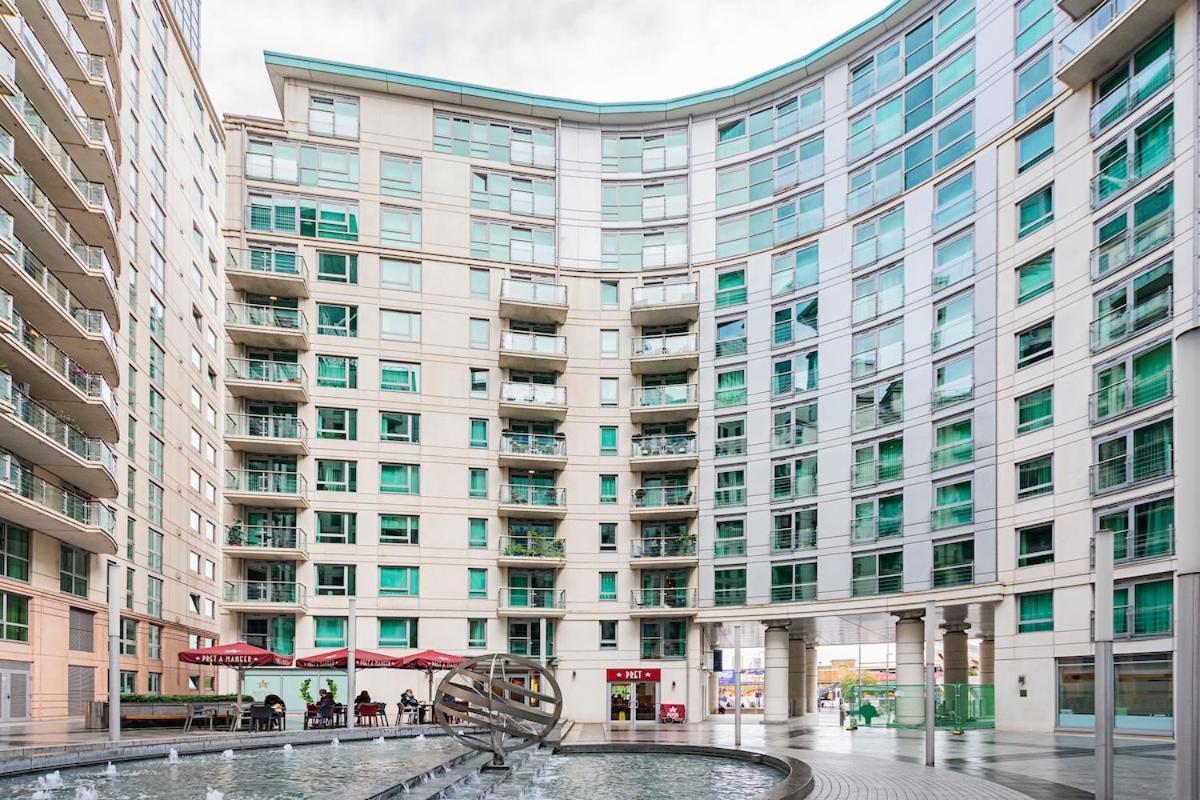 2 Bedroom , Zone 1 , 2 Mins Walk Tube , Offers , Sleeps 5 Appartement *
