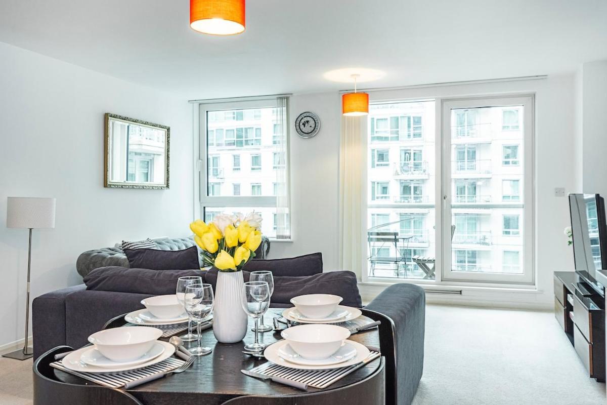 2 Bedroom , Zone 1 , 2 Mins Walk Tube , Offers , Sleeps 5 * Londres