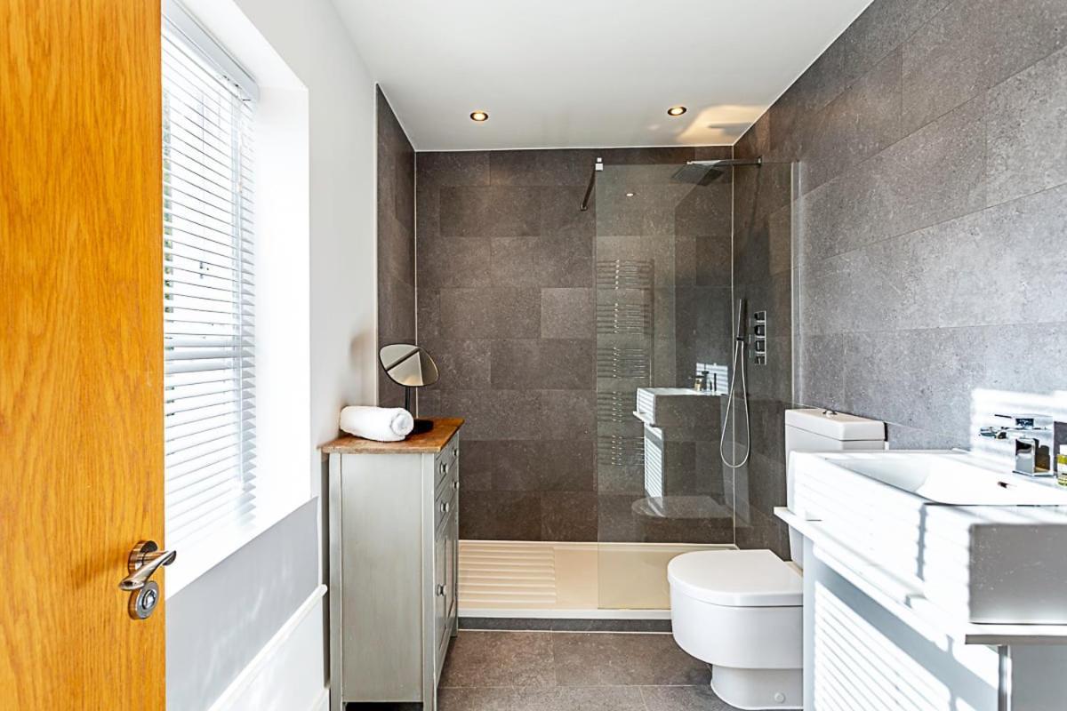 Elegant Three Bed In Earls Court Appartement *