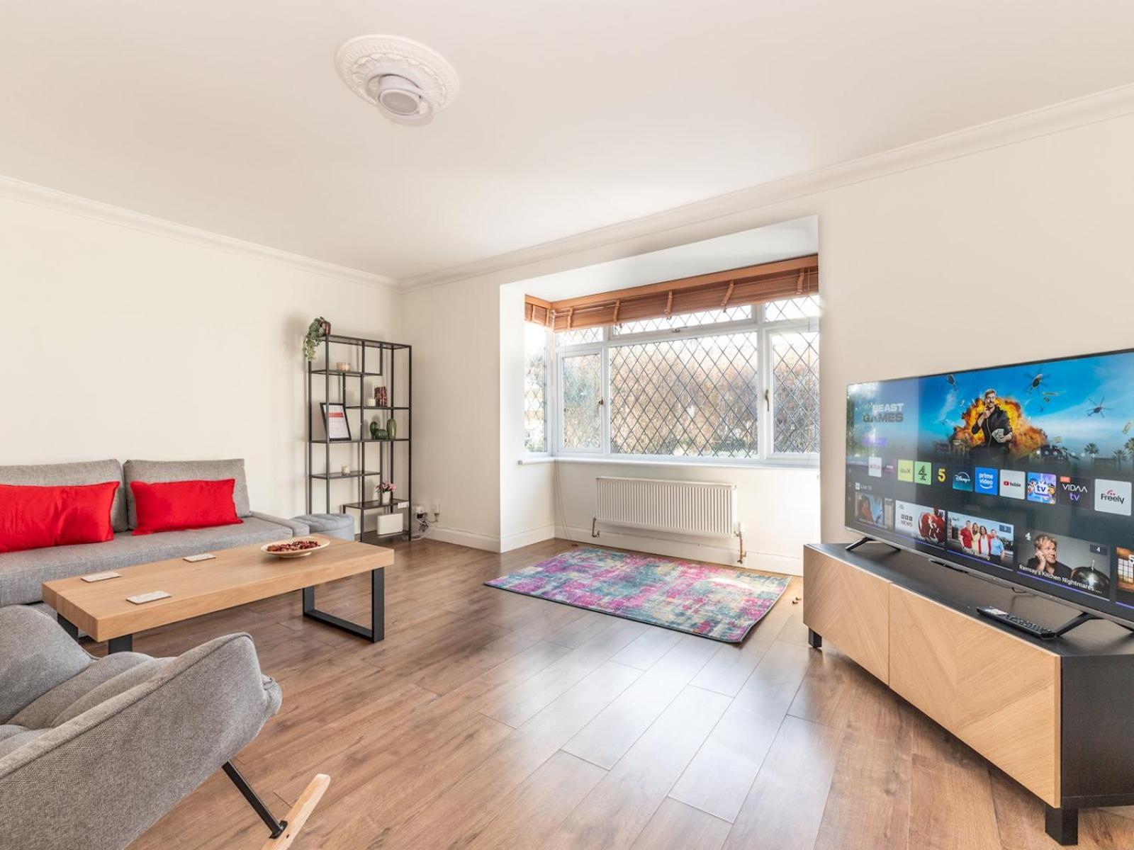 Hébergement de vacances Pass The Keys Bright Spacious 4br House Elizabeth Line *