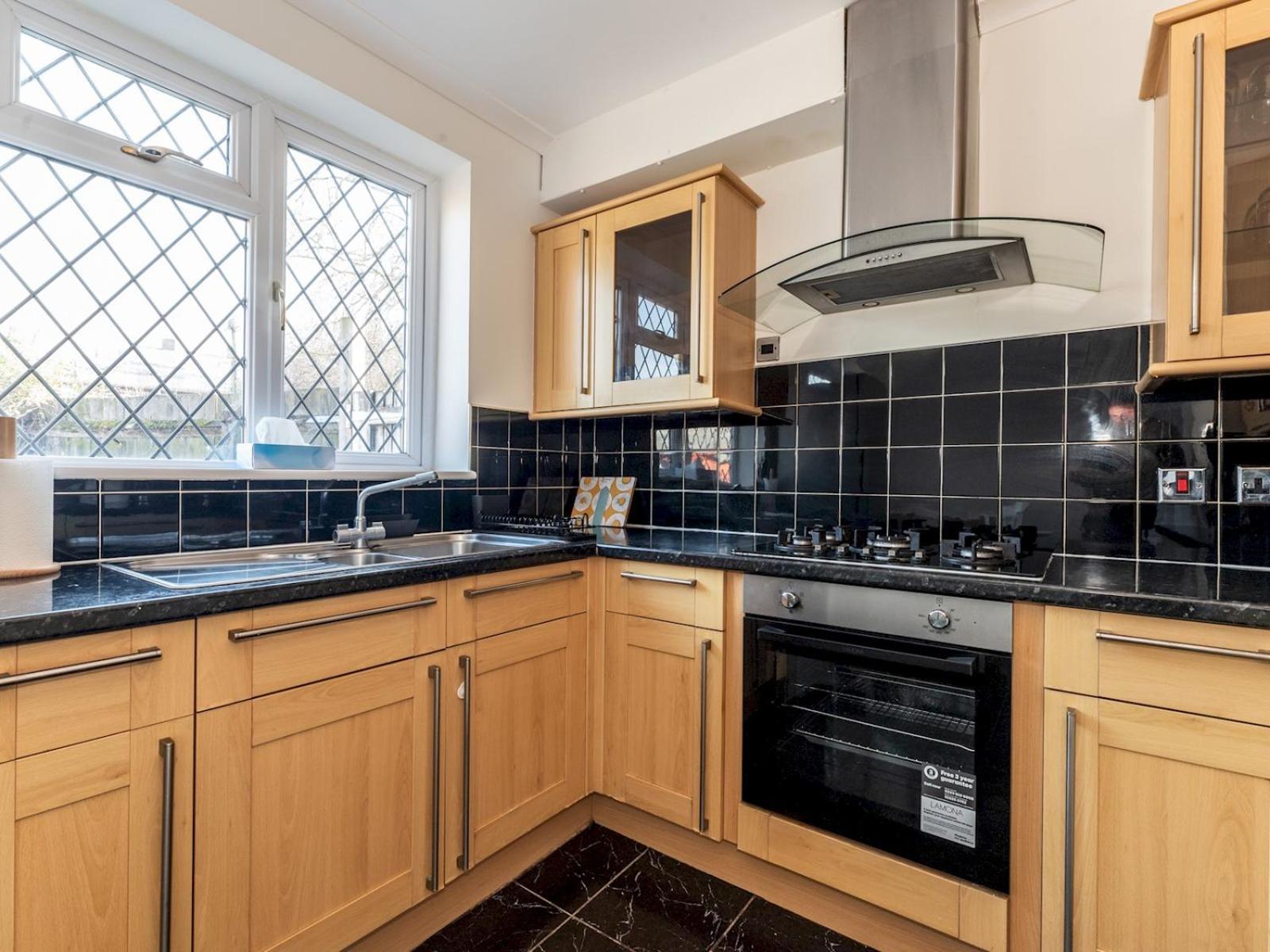 Pass The Keys Bright Spacious 4br House Elizabeth Line Hébergement de vacances Londres