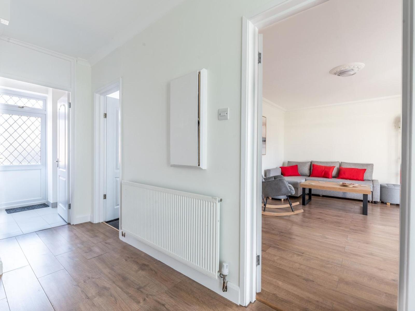Hébergement de vacances Pass The Keys Bright Spacious 4br House Elizabeth Line *