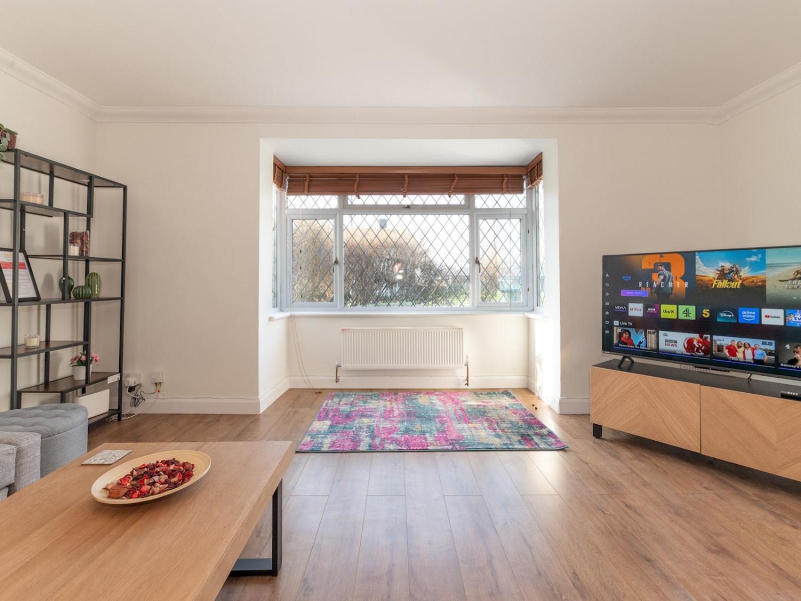Hébergement de vacances Pass The Keys Bright Spacious 4br House Elizabeth Line Londres