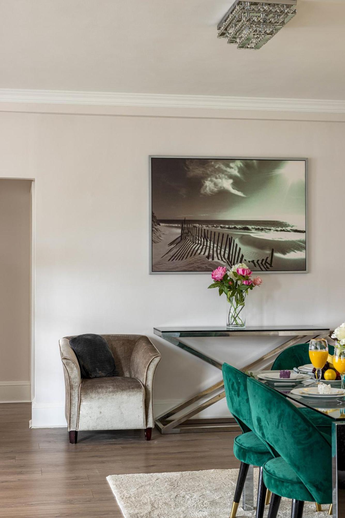 4-bdr Stunning Kensington Penthouse Appartement