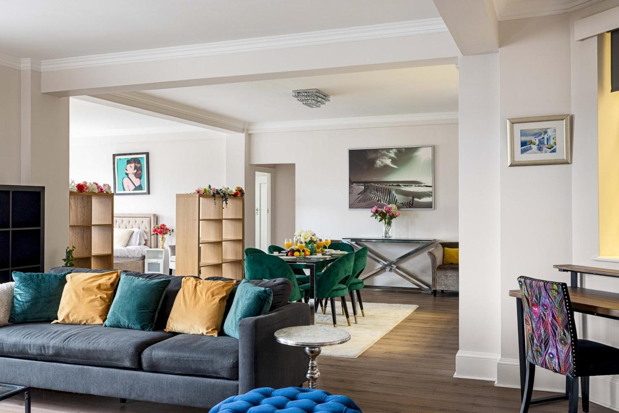 4-bdr Stunning Kensington Penthouse