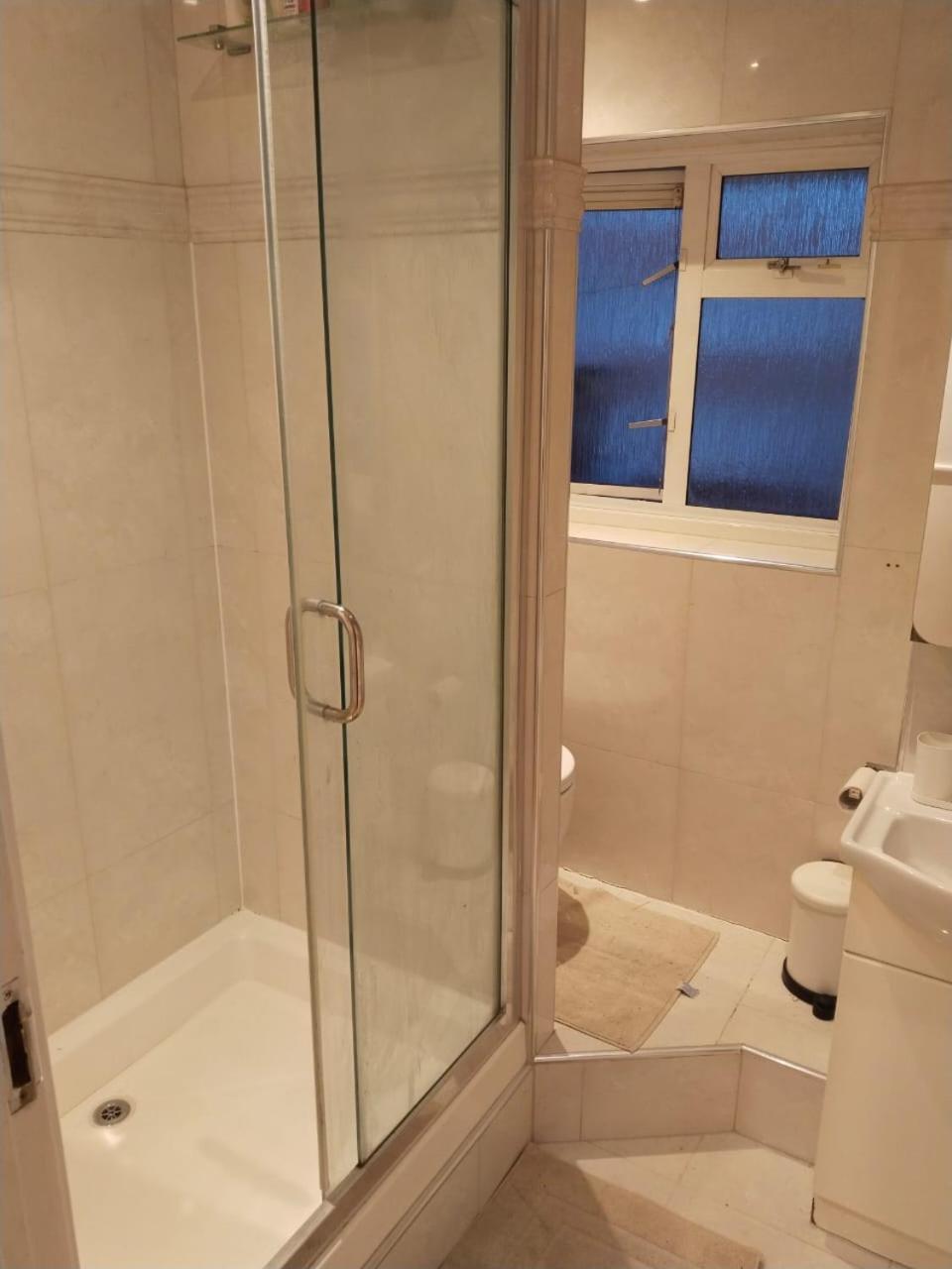 Appartement Royal Height - 3 Bed In Wembley Londres