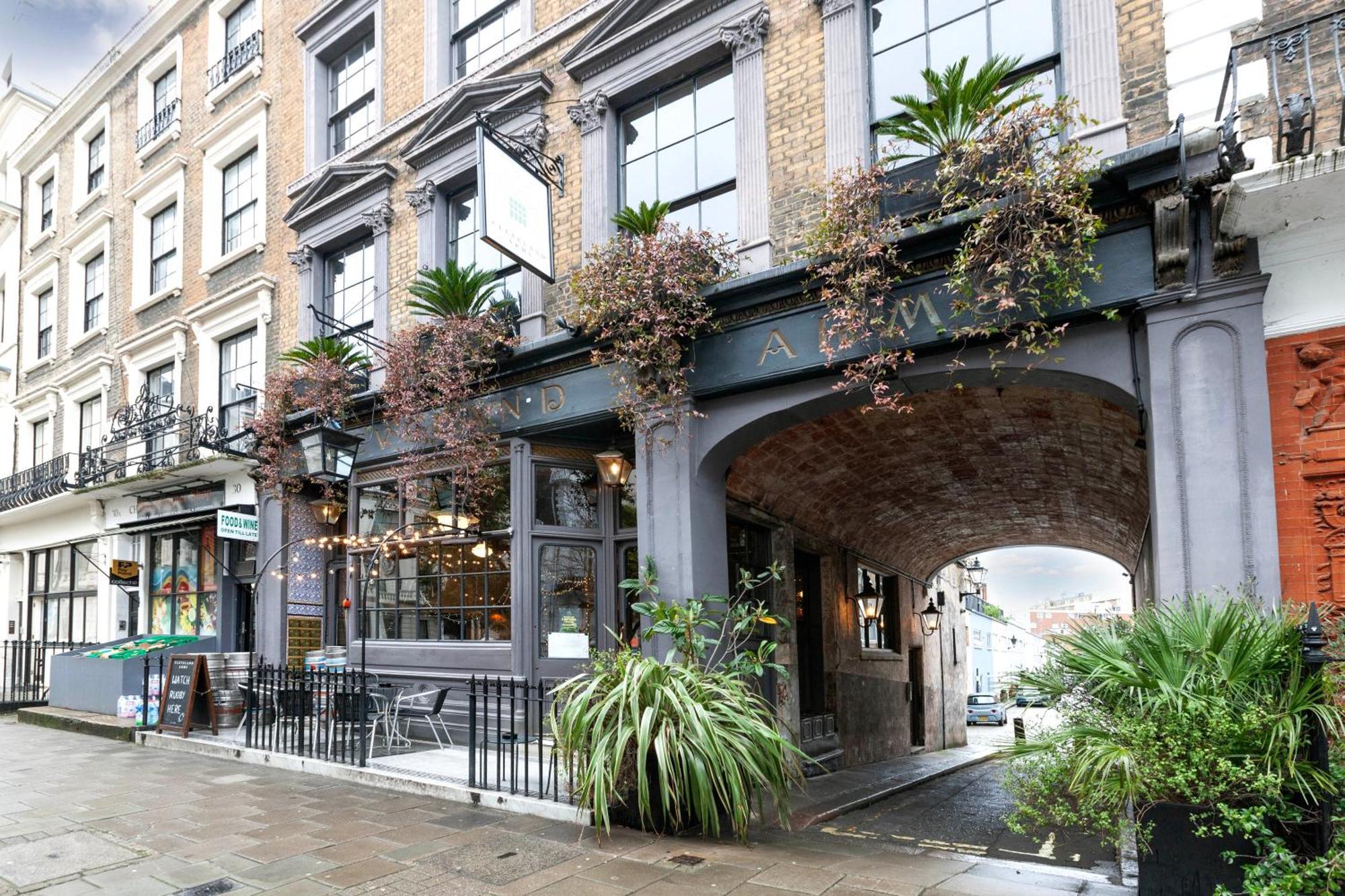 Luxury One Bedroom Mezzanine In Paddington *