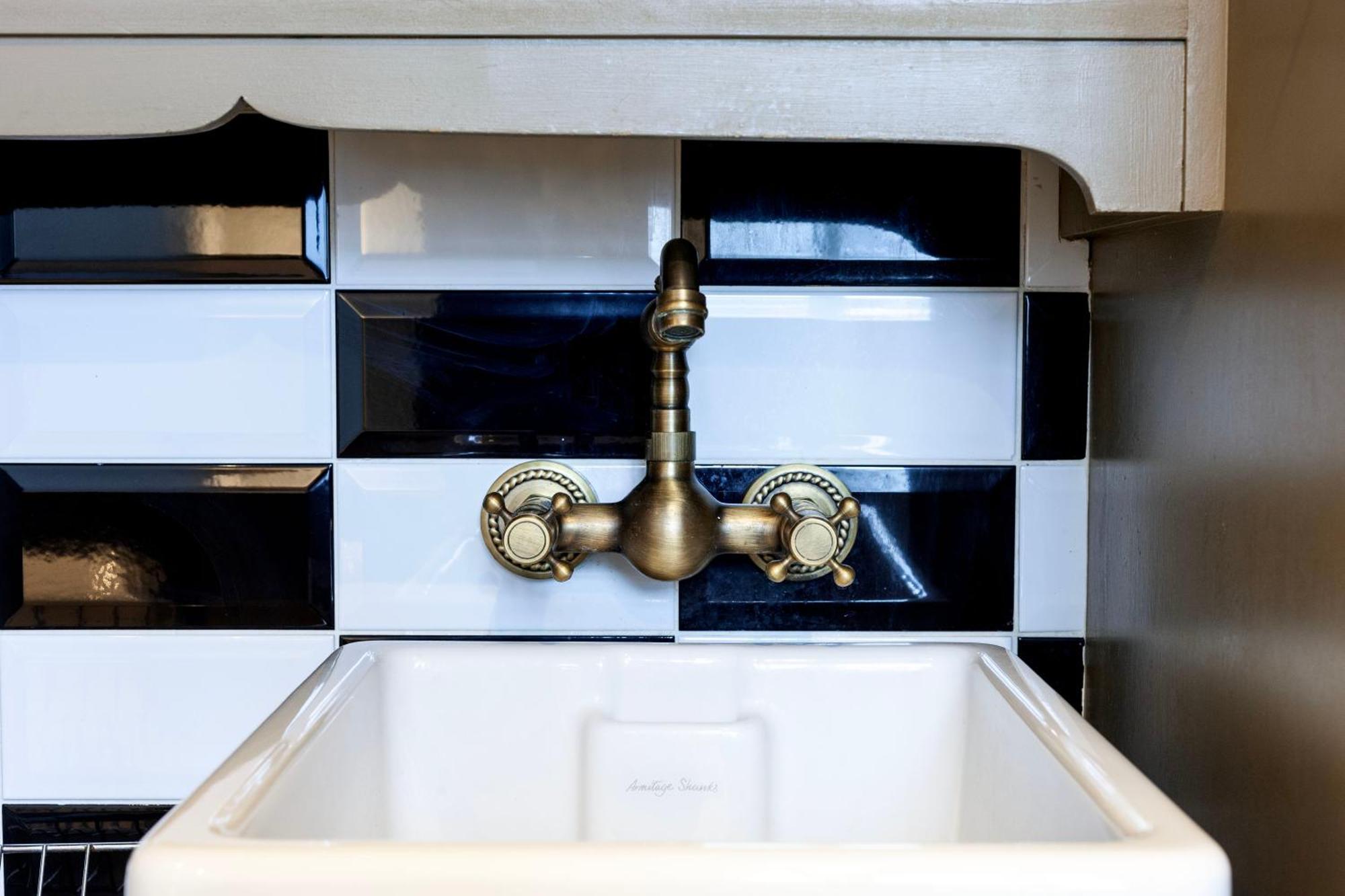 Luxury One Bedroom Mezzanine In Paddington