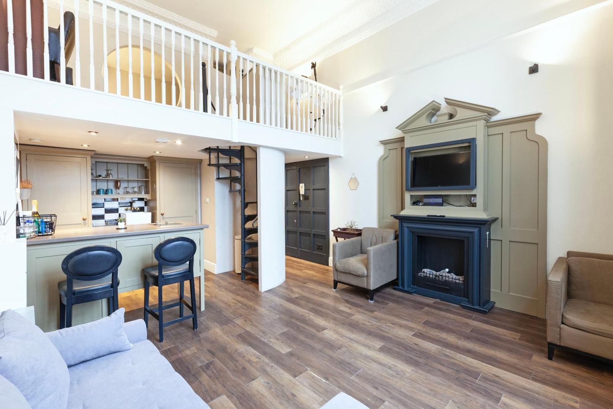 Luxury One Bedroom Mezzanine In Paddington Londres