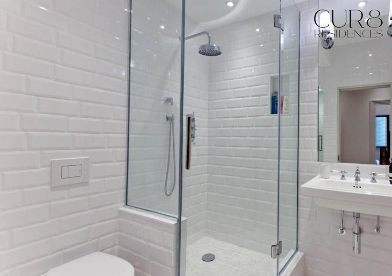 Stylish Penthouse With Views / Balcony Ac * Londres
