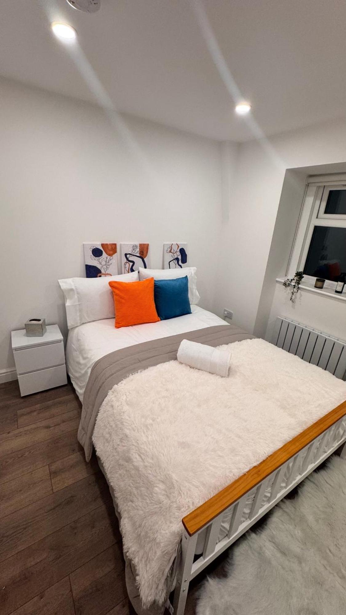 2 Bedroom 2 Bth Deluxe Suite, Netflix Games, Near Putney Station, Fulham And Wimbledon, Ideal For Business And Relocator Appartement *