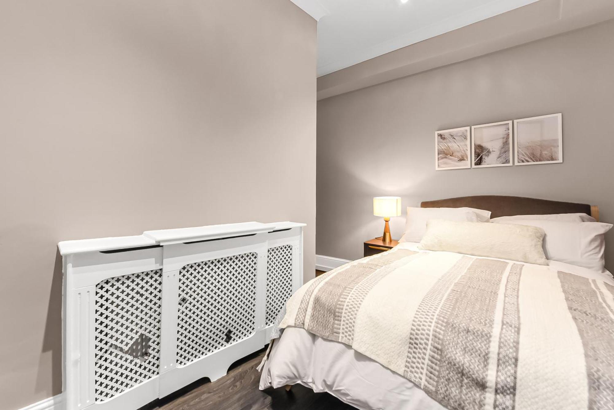 2br Collingham Place Earls Court