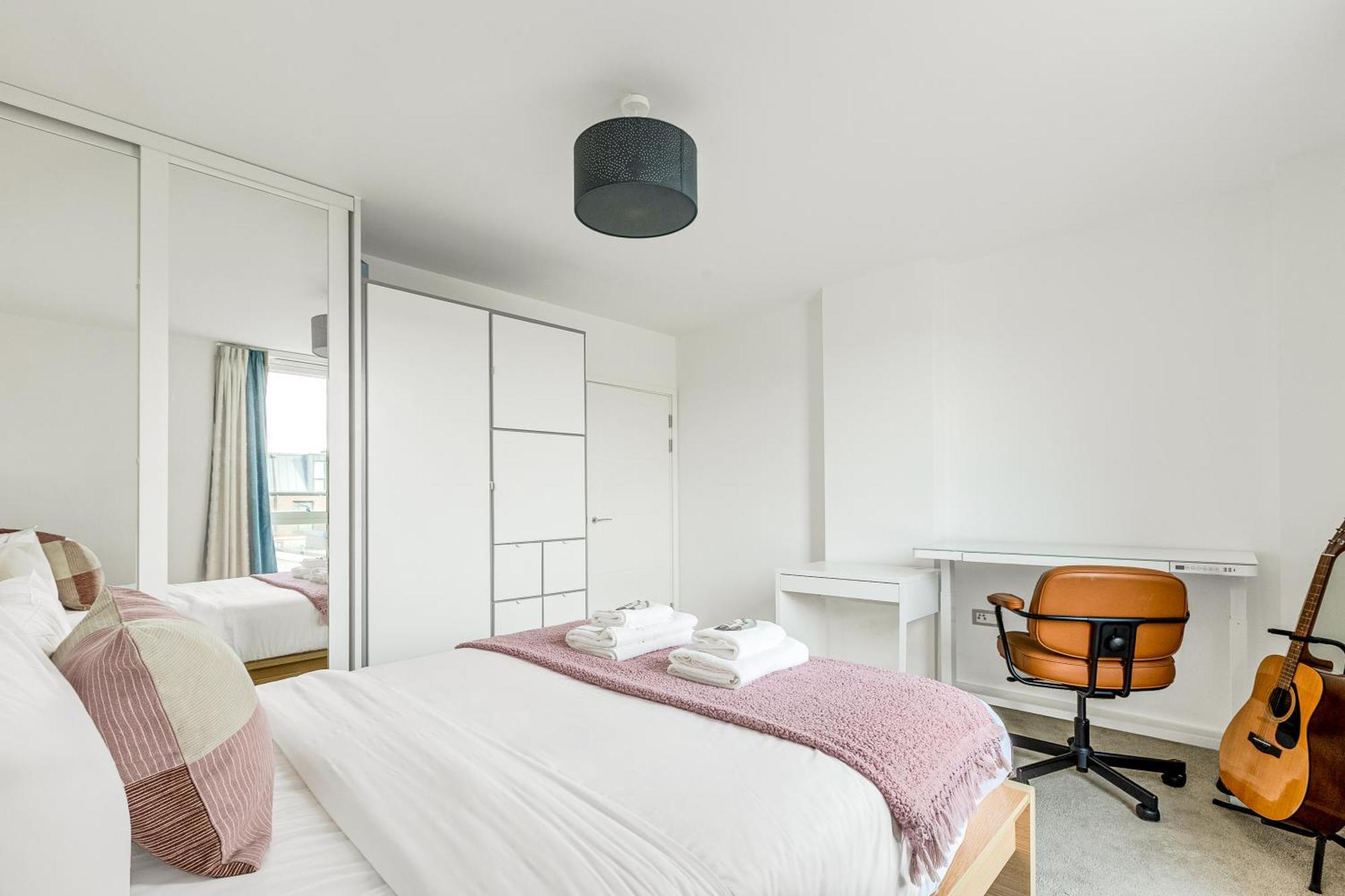 Appartement Bright 1 Bdr With Terrace & Great Travel Links