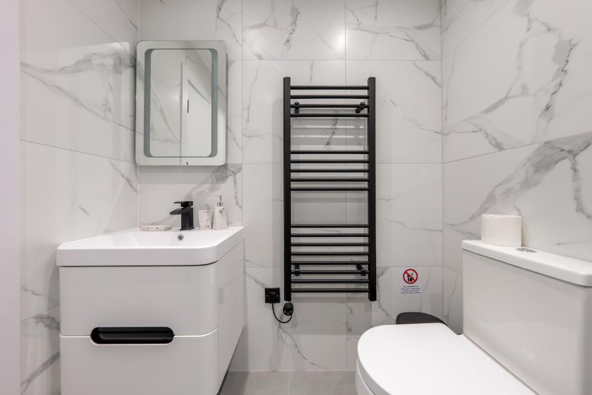 Apartamento West Sleeps 5 - Zone 2 *