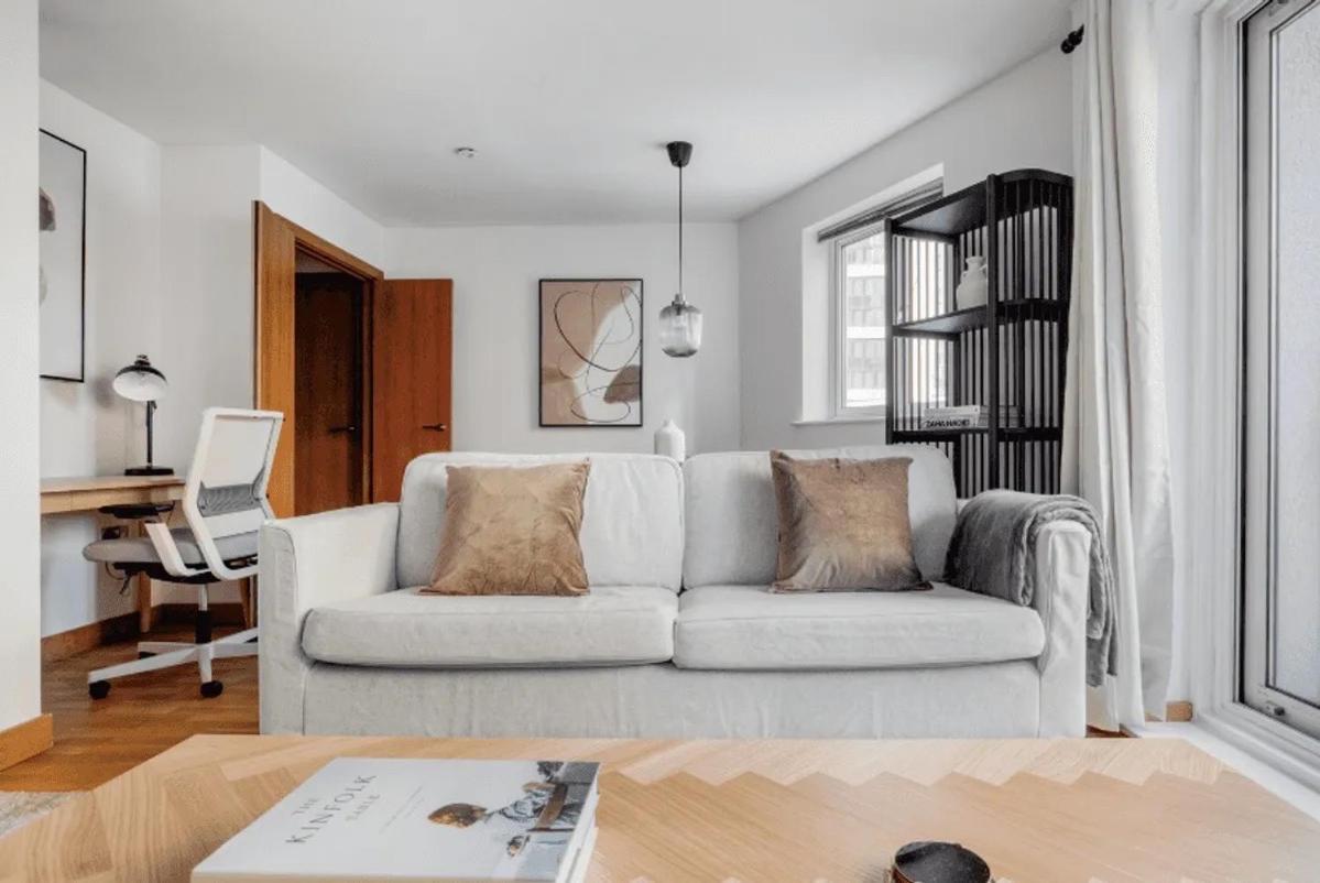 Londwell, The Wharfside Boutique, River Views & Balcony Appartement Londres