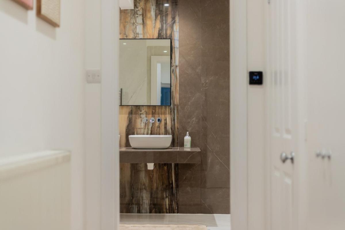 Elegant 1 Bedroom Flat In The Heart Of Kensington * Londres