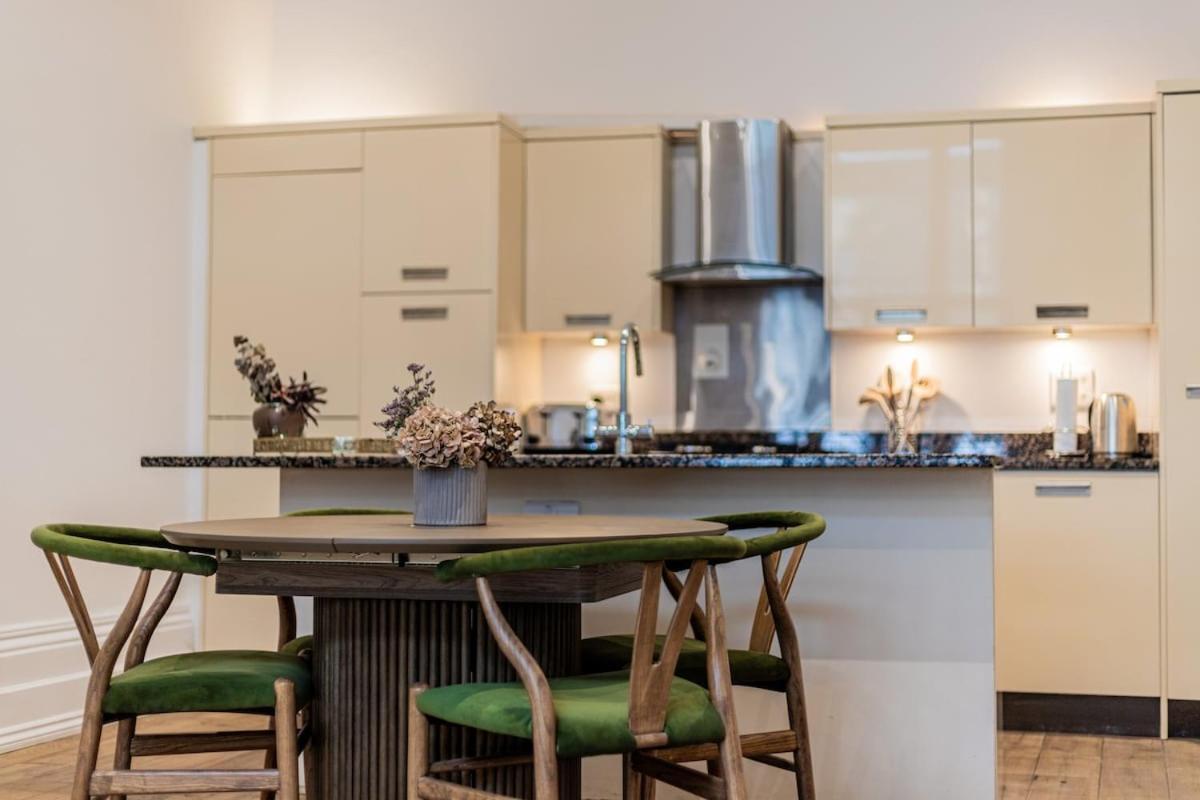 Elegant 1 Bedroom Flat In The Heart Of Kensington Appartement