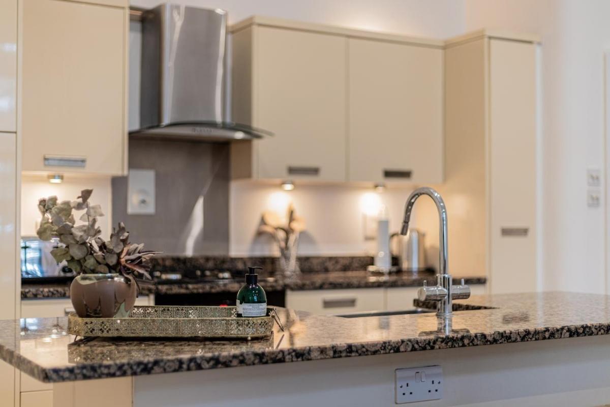Elegant 1 Bedroom Flat In The Heart Of Kensington Appartement Londres