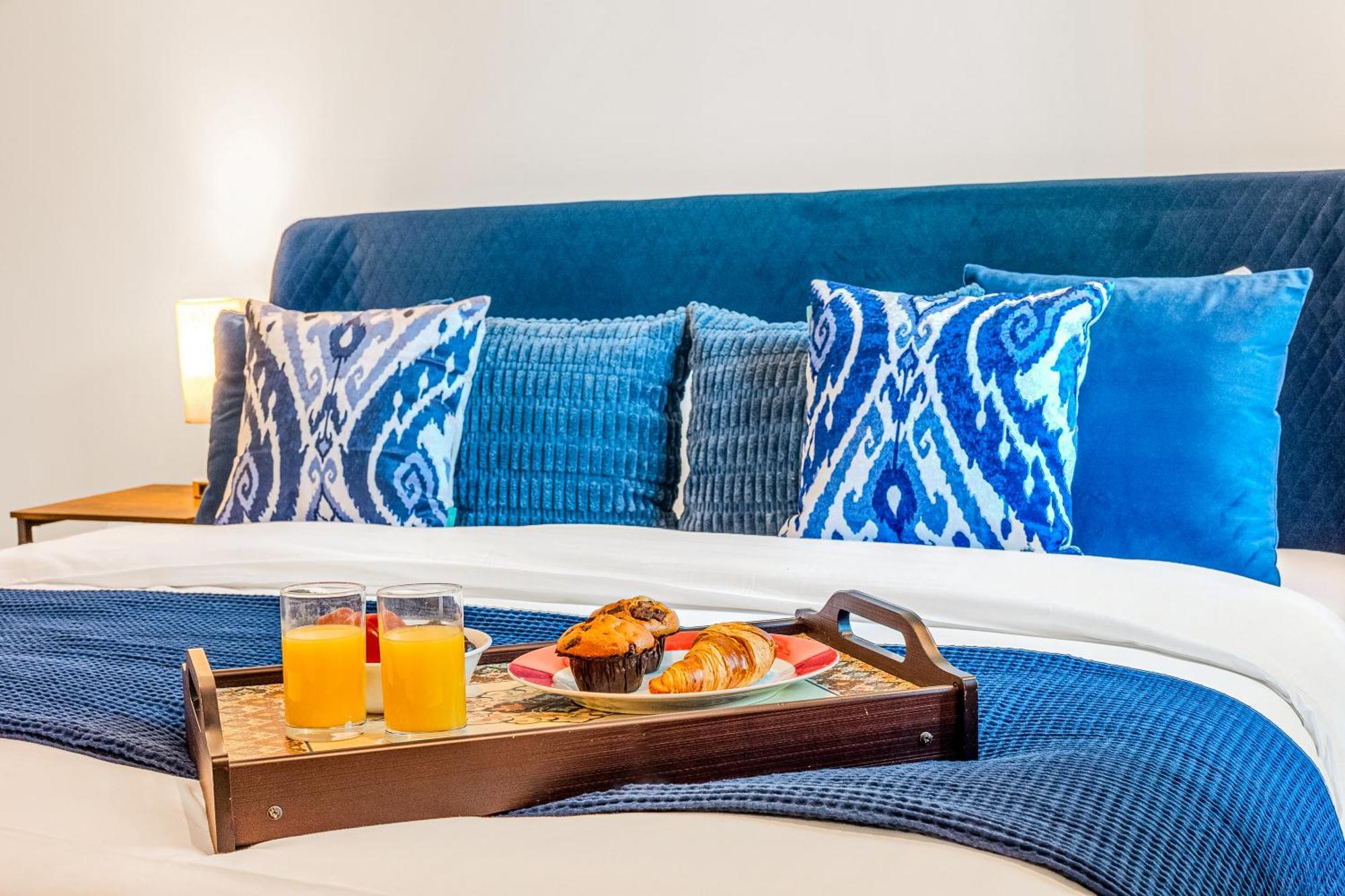 Bright 2br In Canary With Balcony Wharf, 5 Min Tube Appartement *