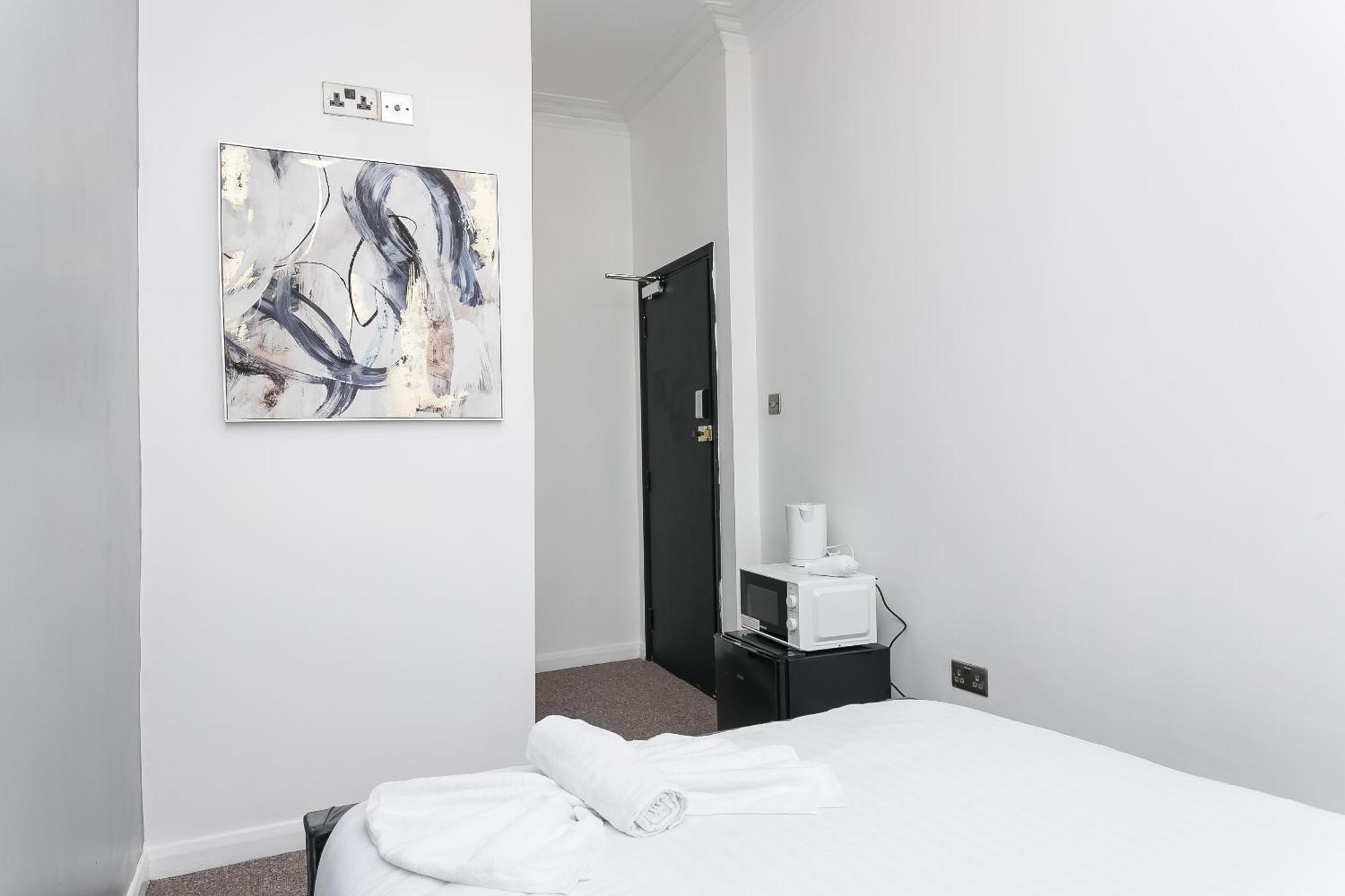 Albergue King Cross Collective - By Aura *