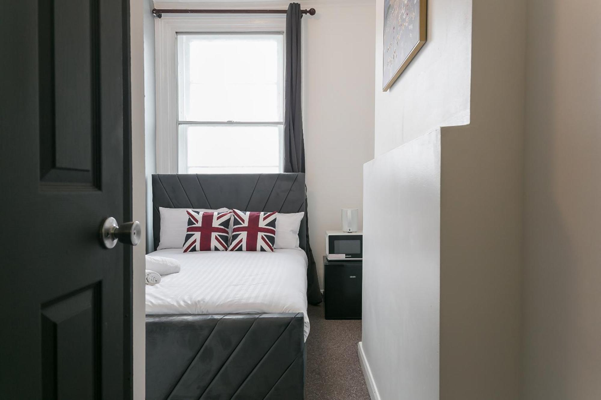 King Cross Collective - By Aura Hostal