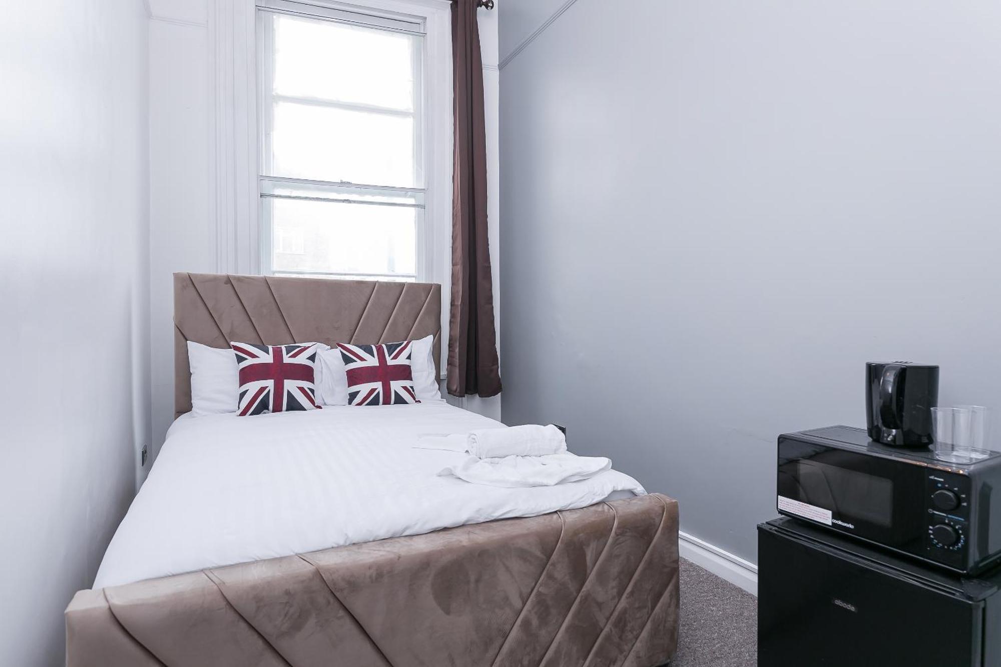 Albergue King Cross Collective - By Aura *
